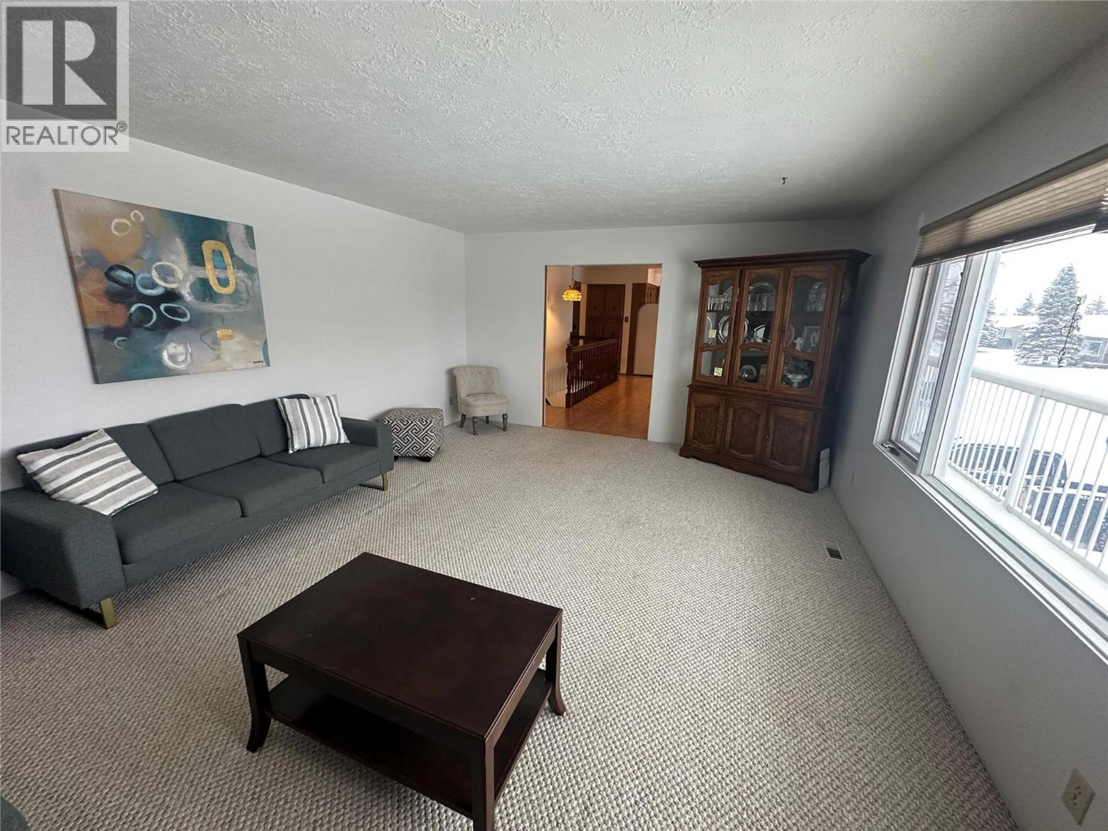 1424 106 AVENUE - Image 3