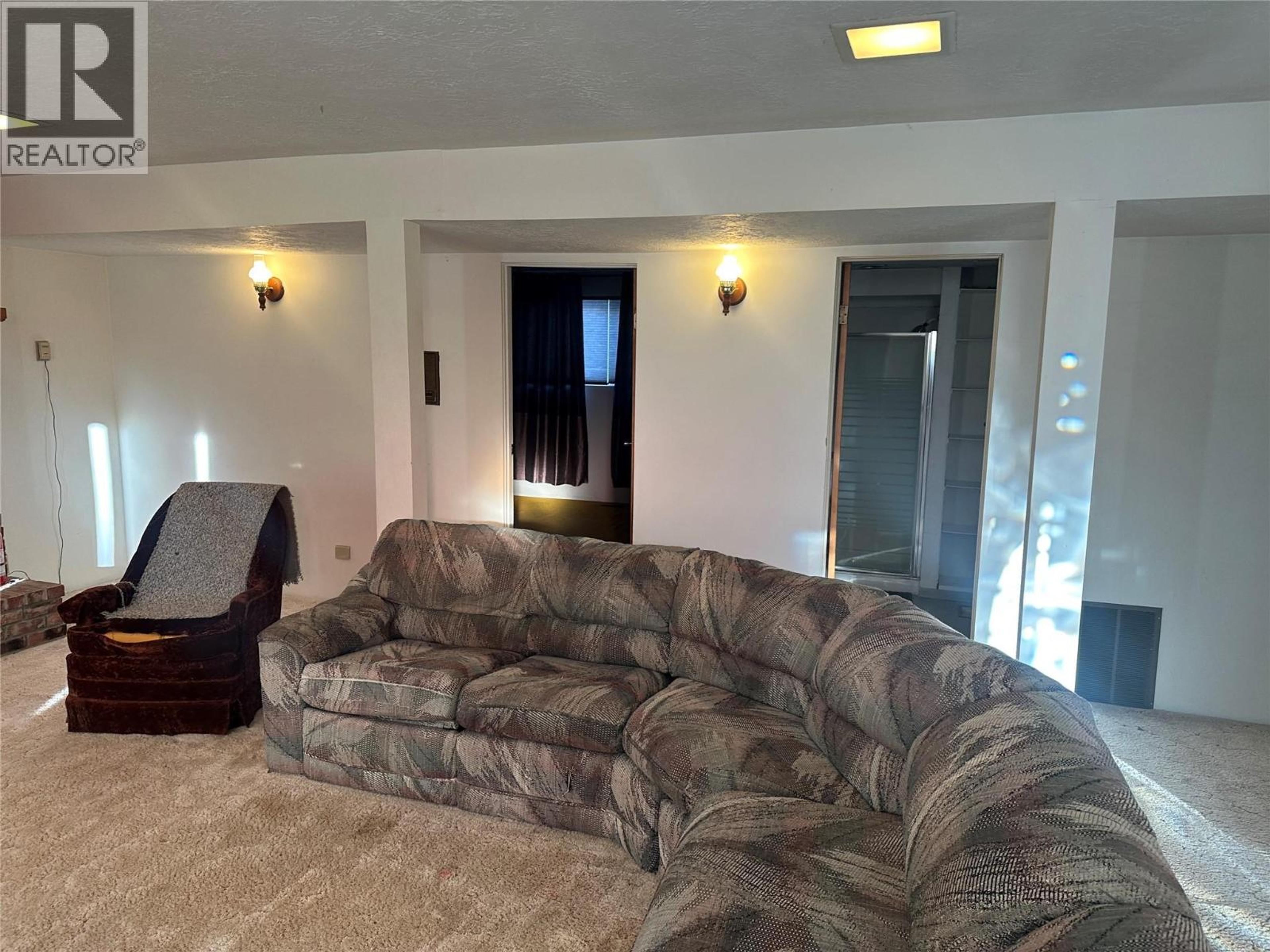 1424 106 AVENUE - 22