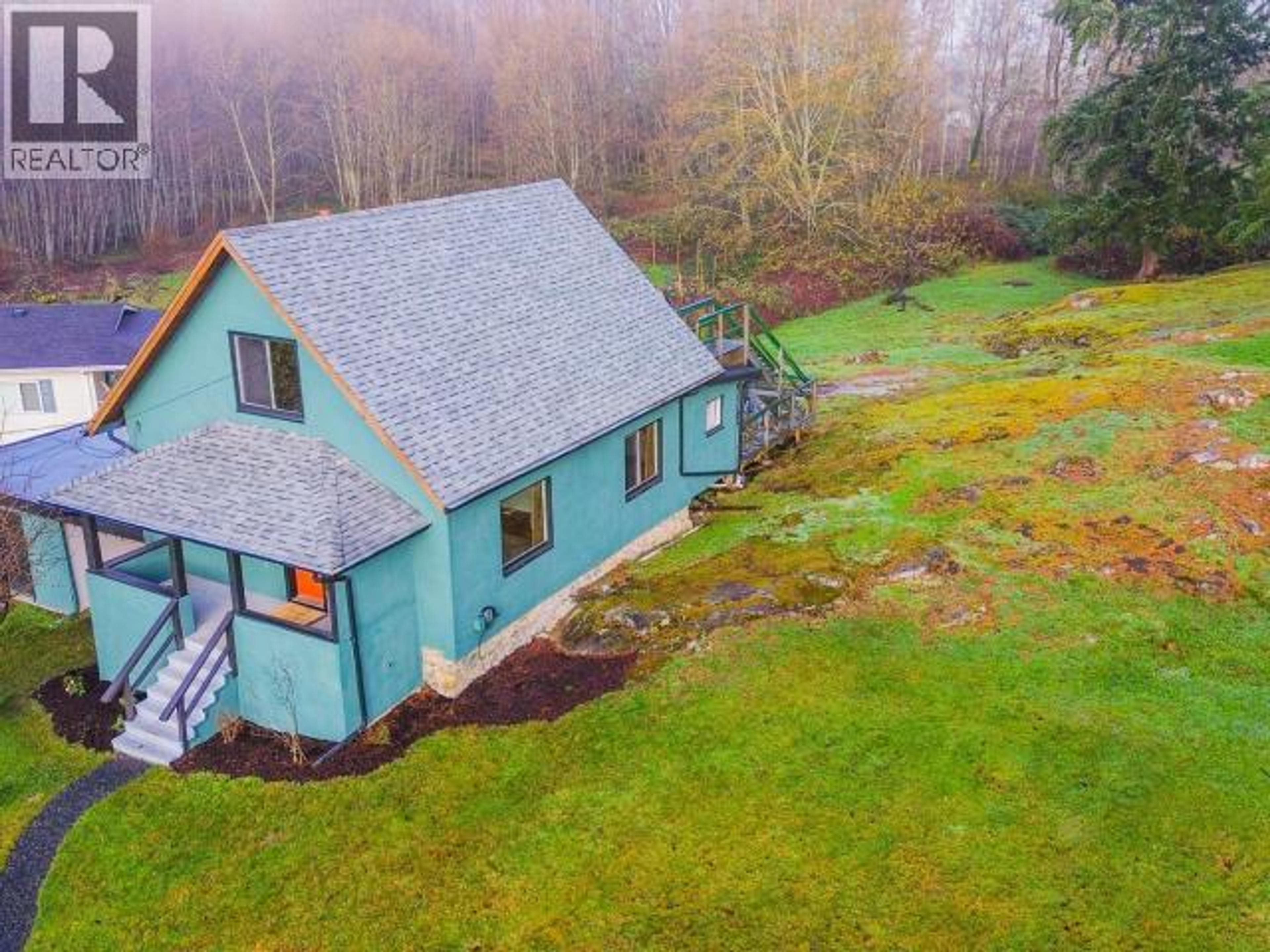 5875 FRASER STREET - 58