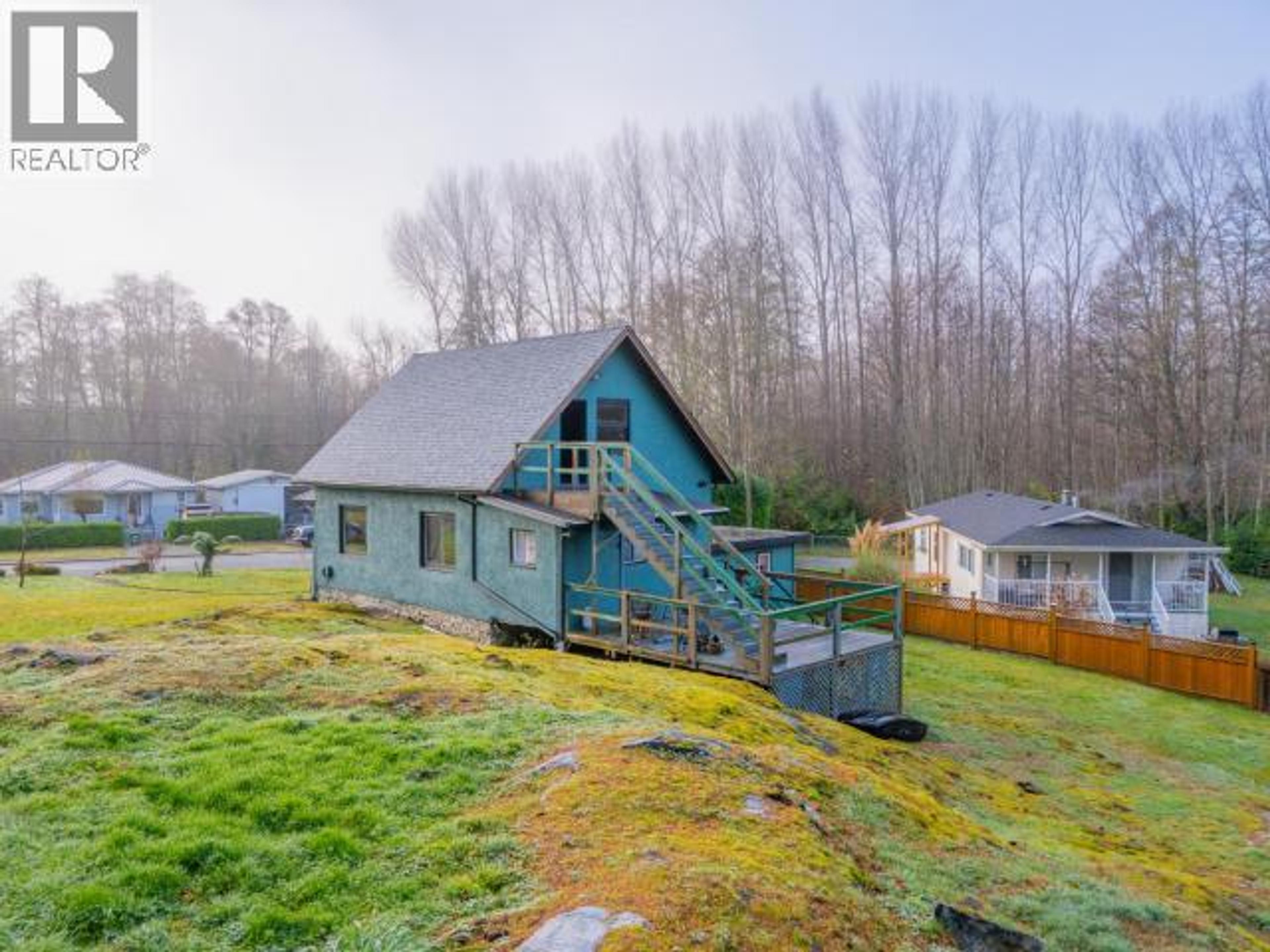 5875 FRASER STREET - 38