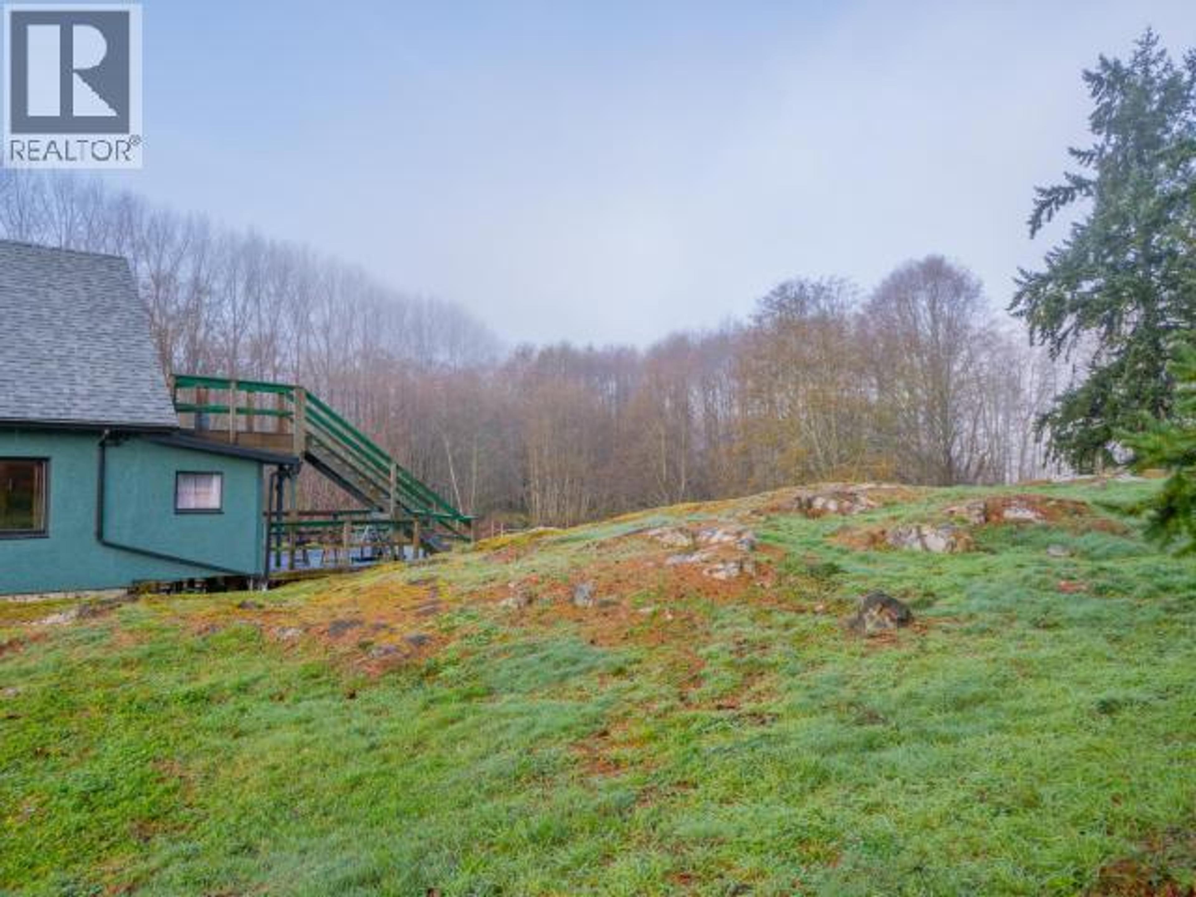 5875 FRASER STREET - 43