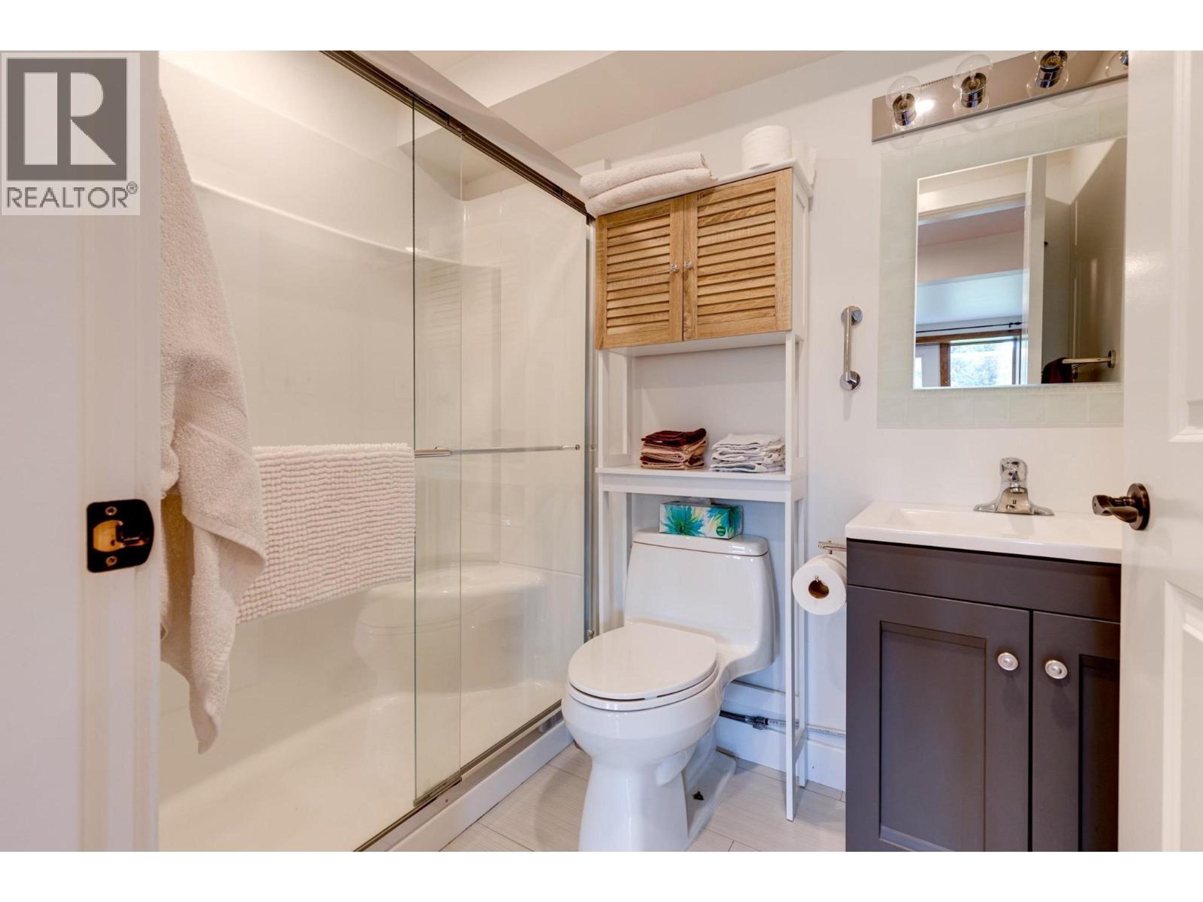 7015 BENCH DRIVE - 39