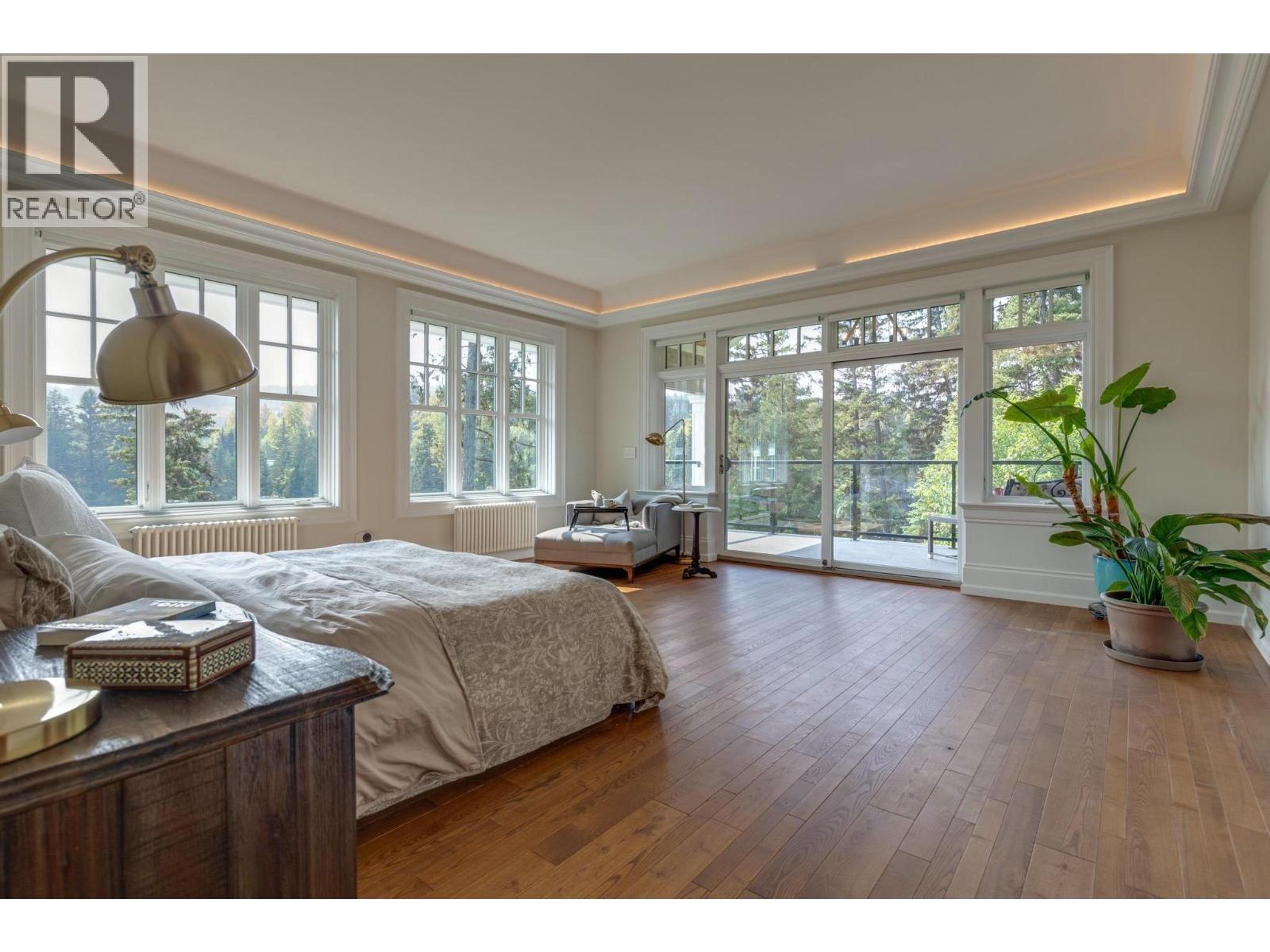 7015 BENCH DRIVE - 18