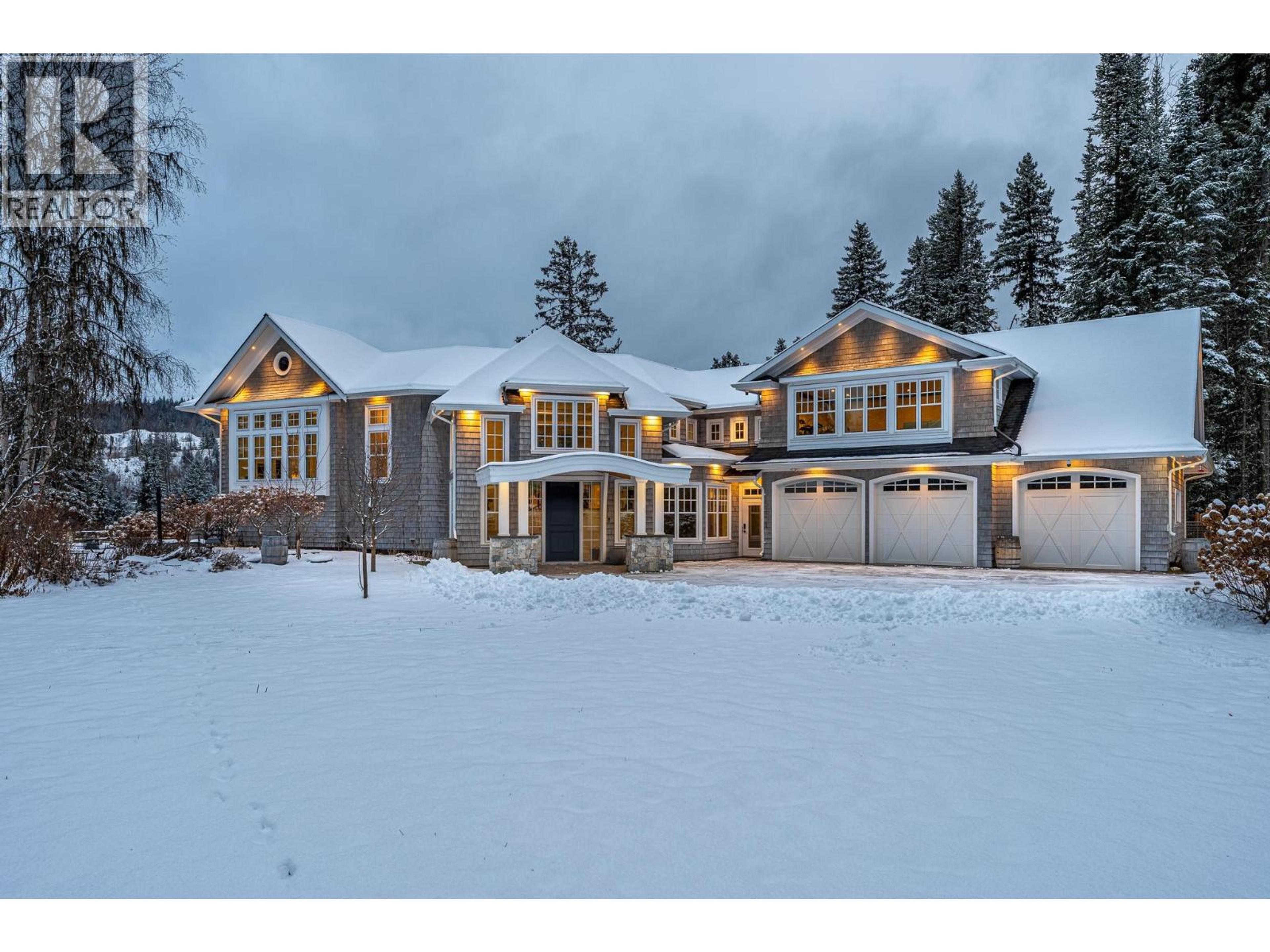 7015 BENCH DRIVE - Main Image