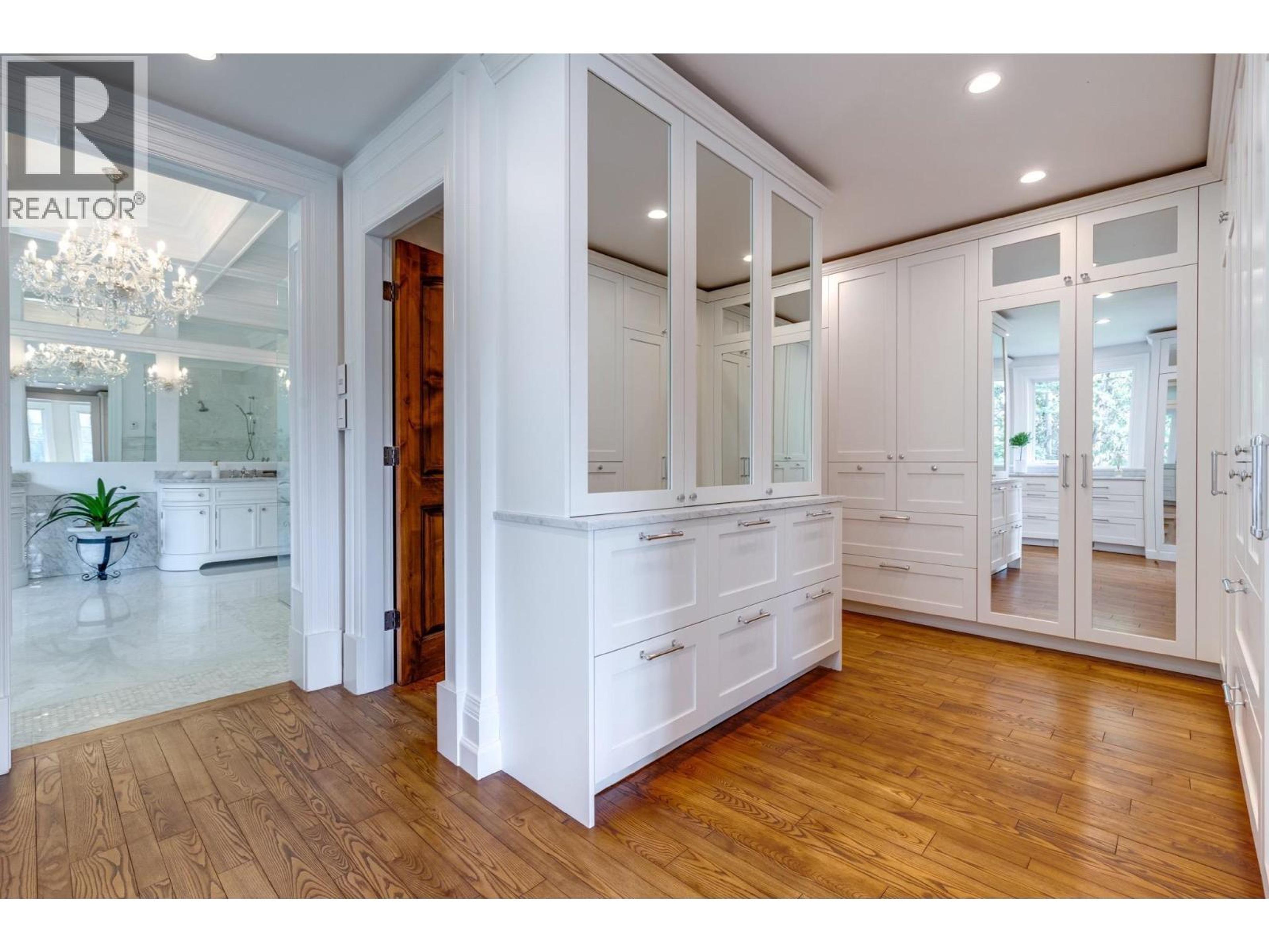 7015 BENCH DRIVE - 20