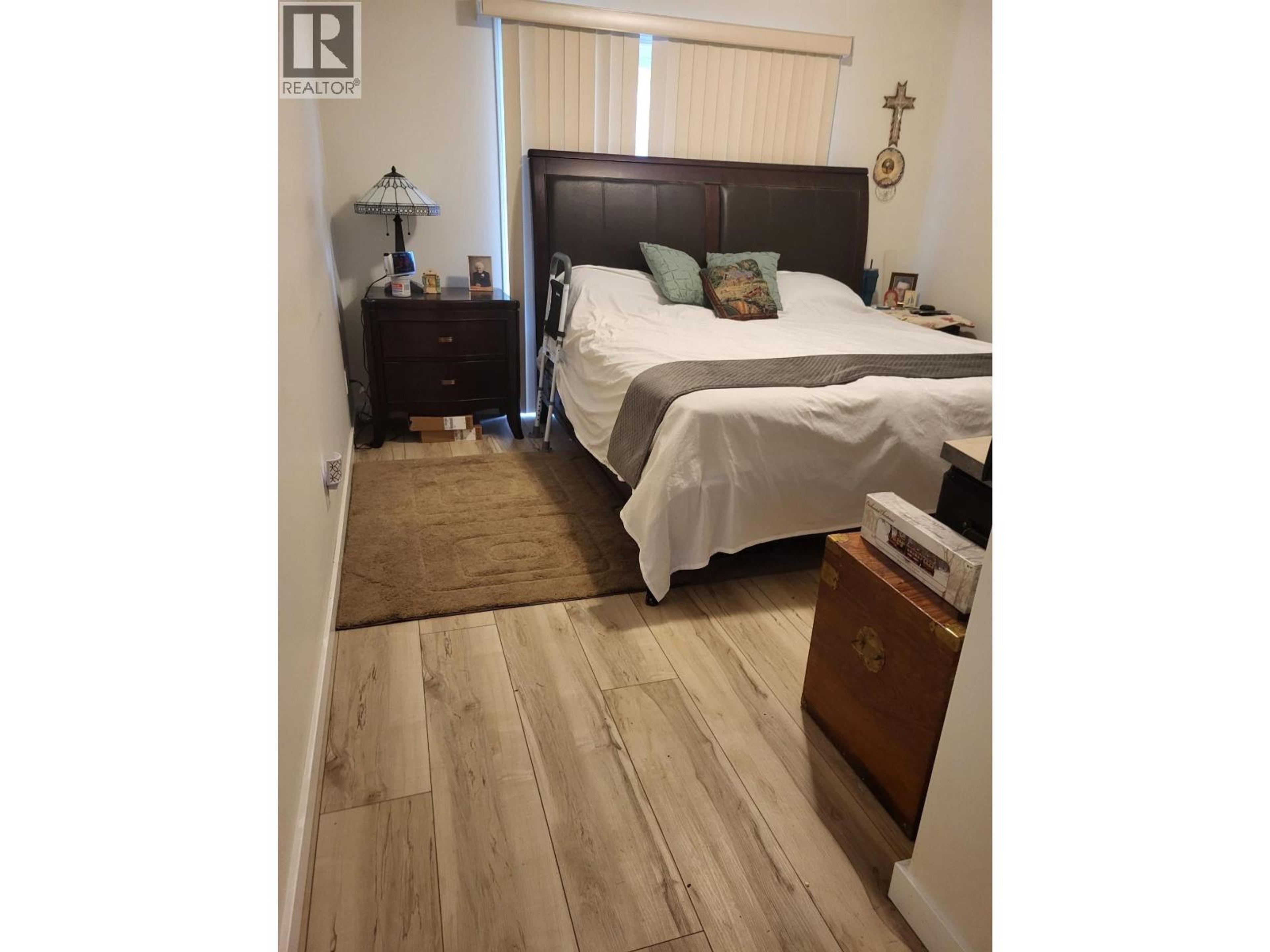 #39 500 WOTZKE DRIVE - Image 10