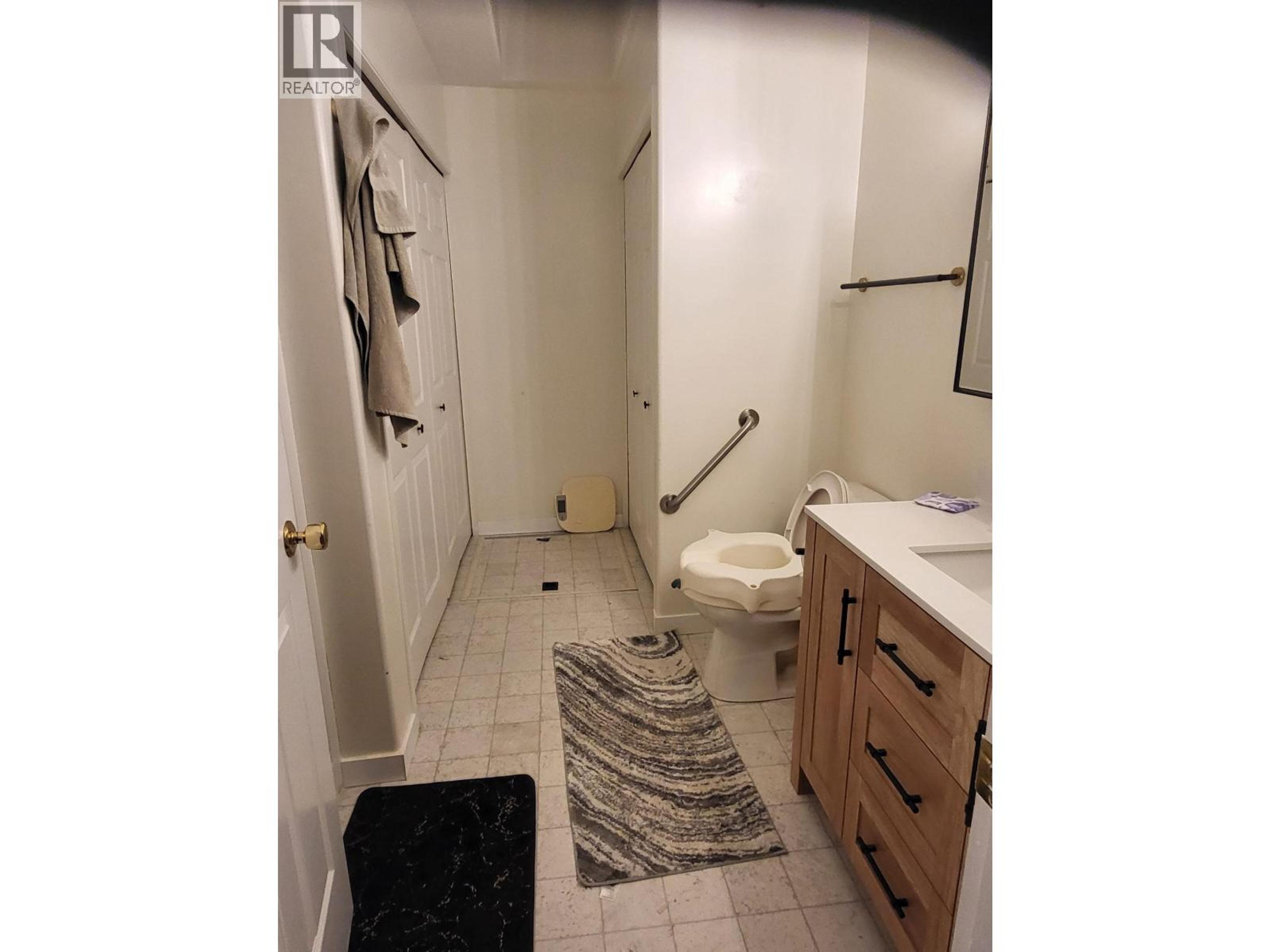 #39 500 WOTZKE DRIVE - Image 13