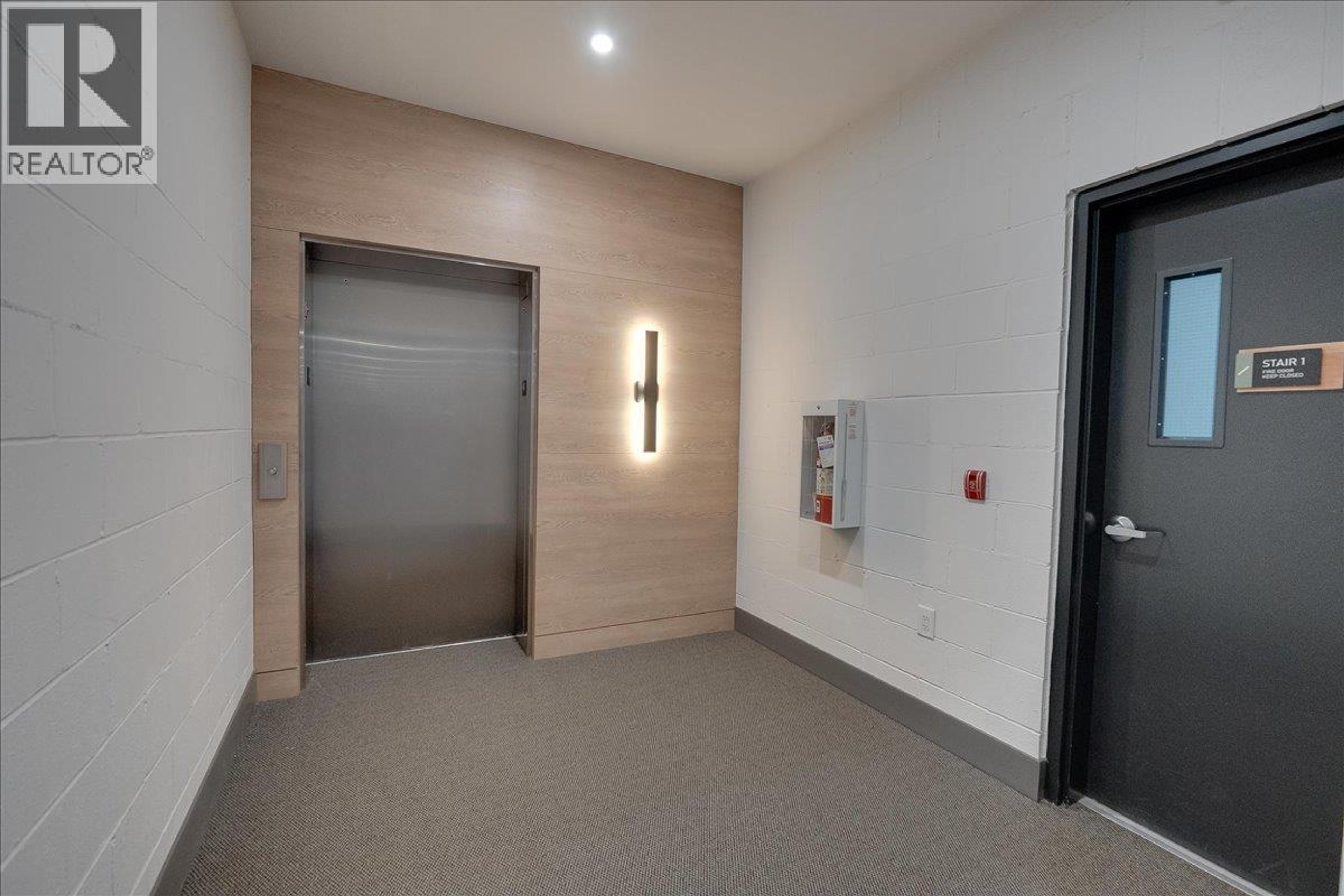 #417 4280 RED MOUNTAIN ROAD - 20