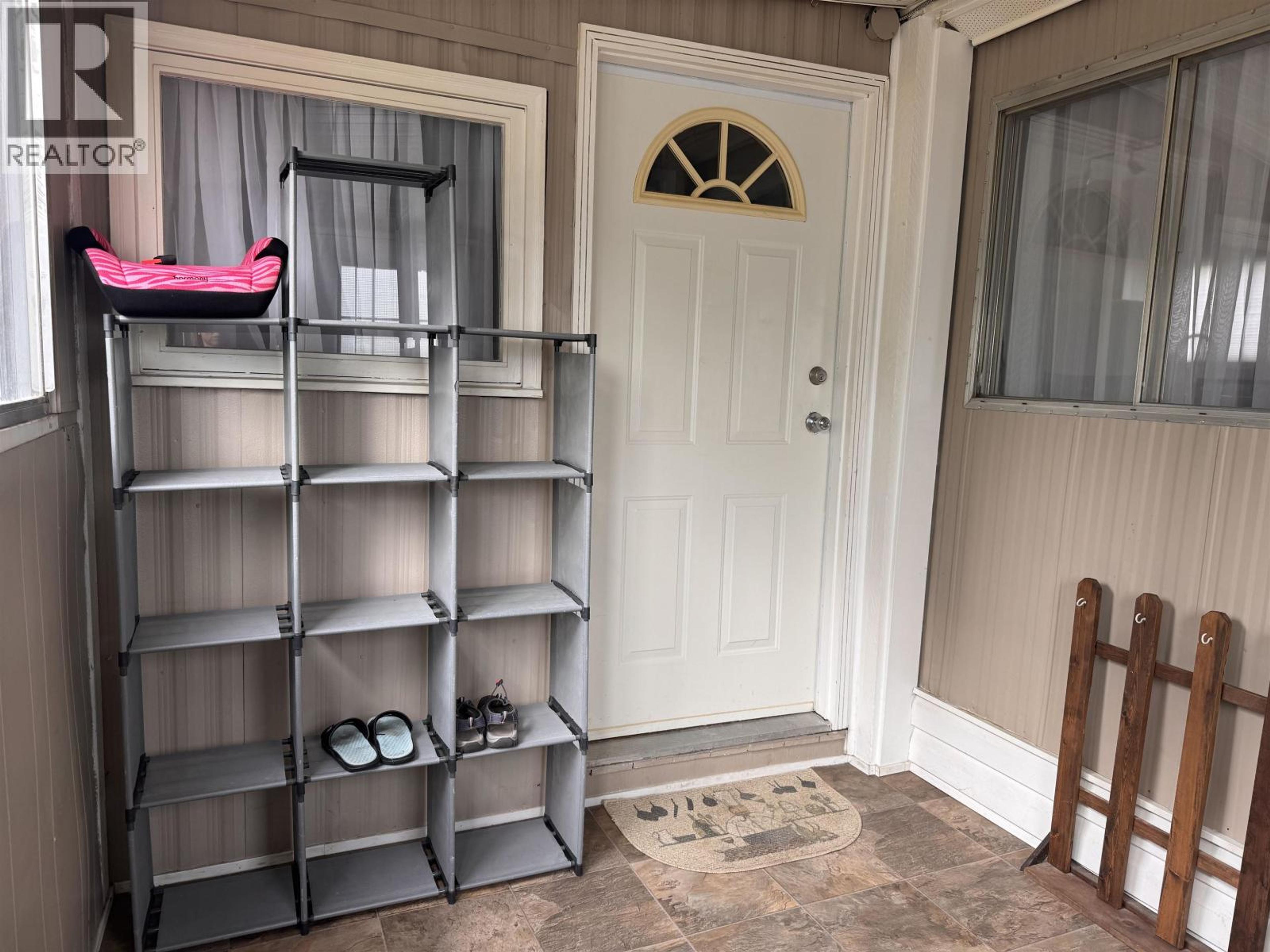 #1 3889 MULLER AVENUE - 13