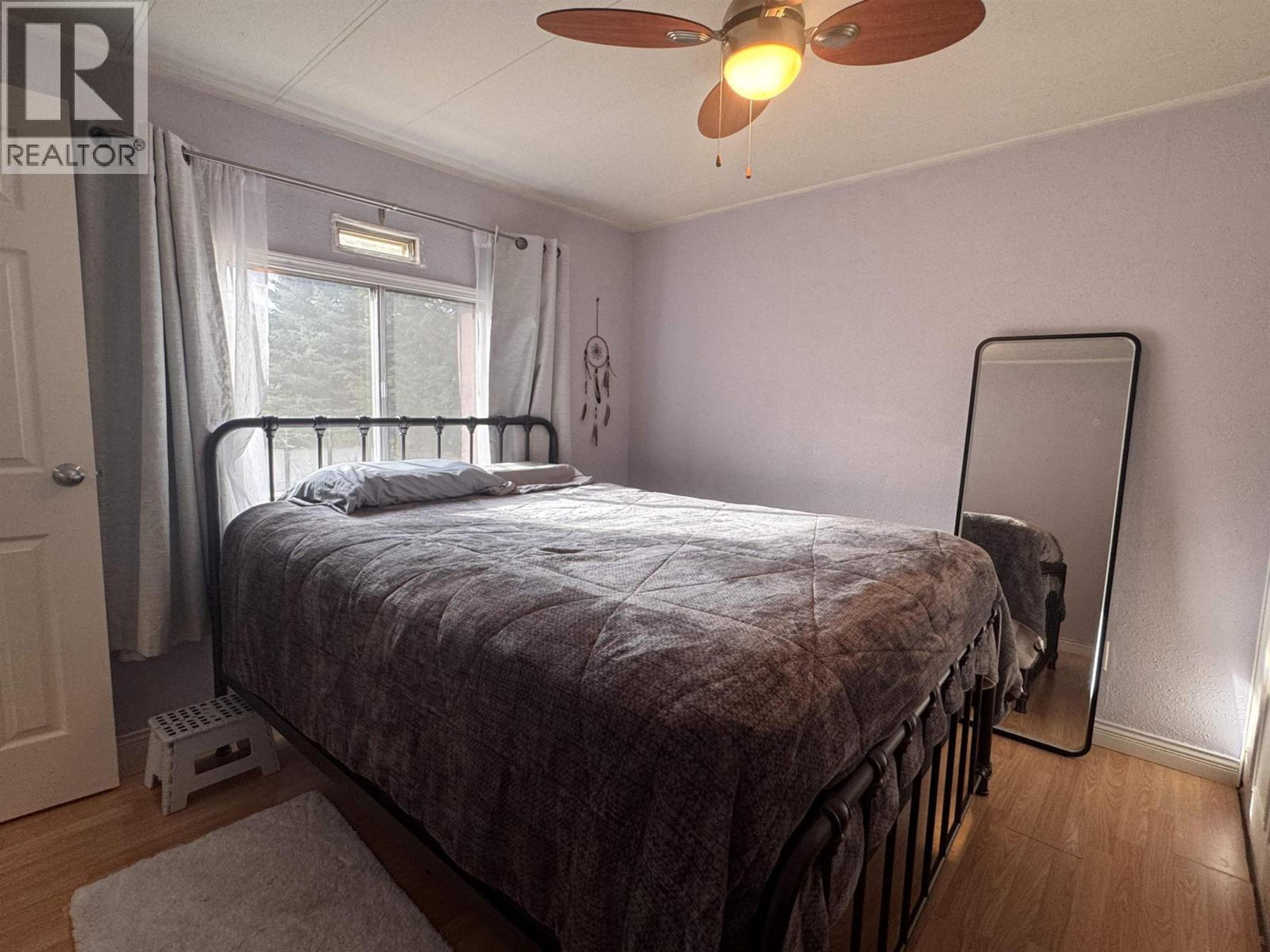 #1 3889 MULLER AVENUE - 14