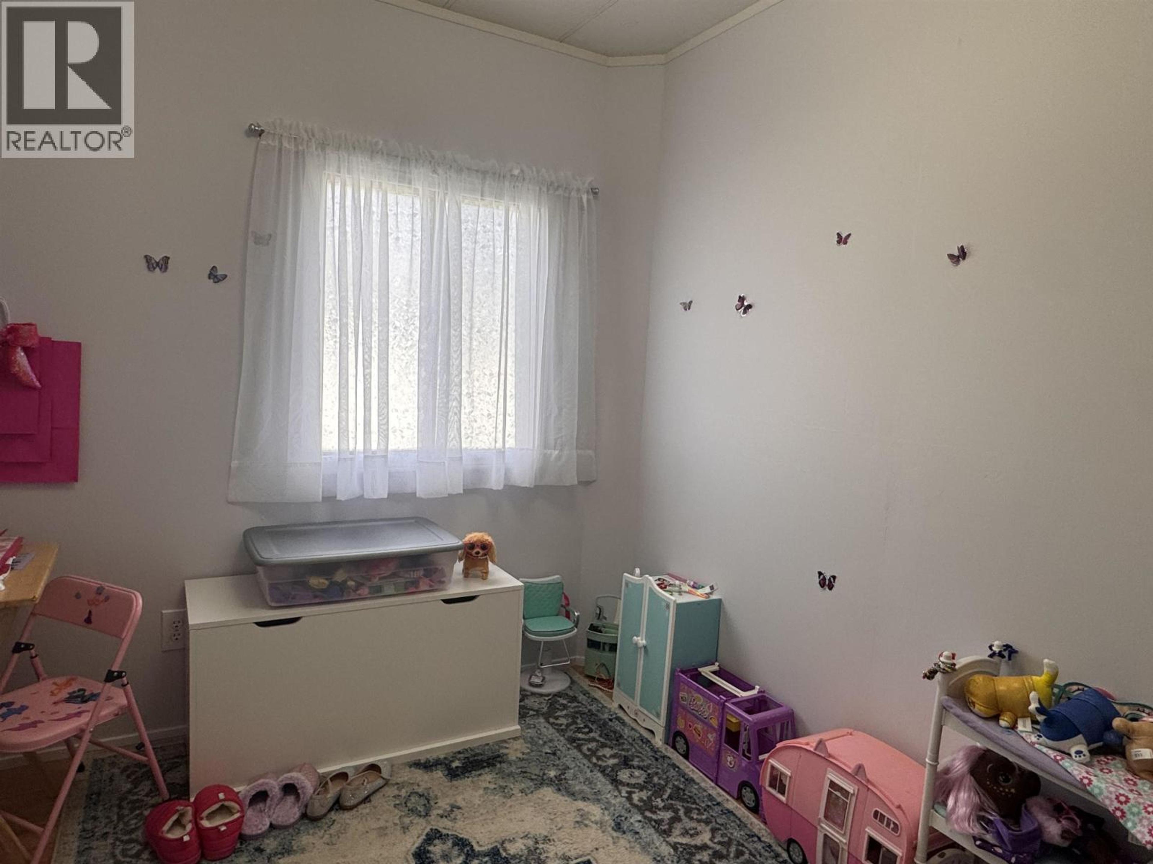 #1 3889 MULLER AVENUE - 21