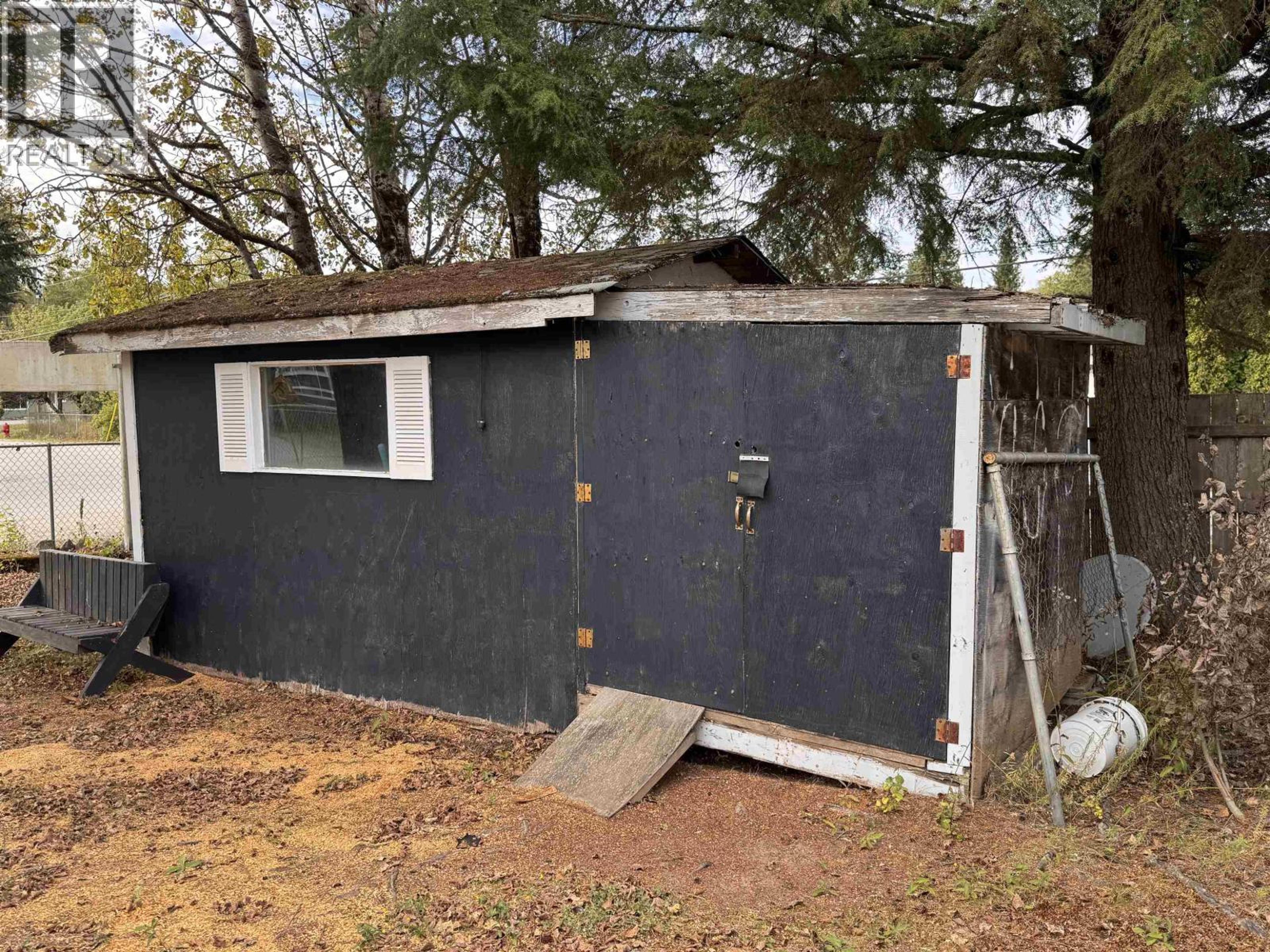 #1 3889 MULLER AVENUE - 24