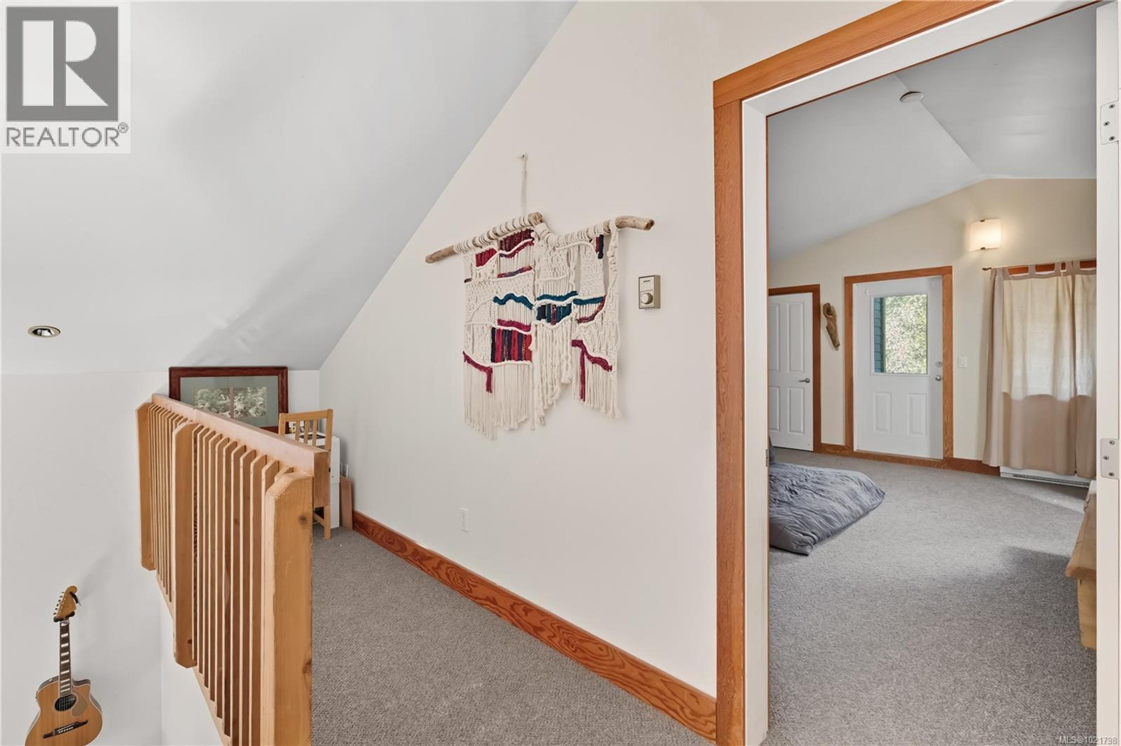 978 PENINSULA RD - 12