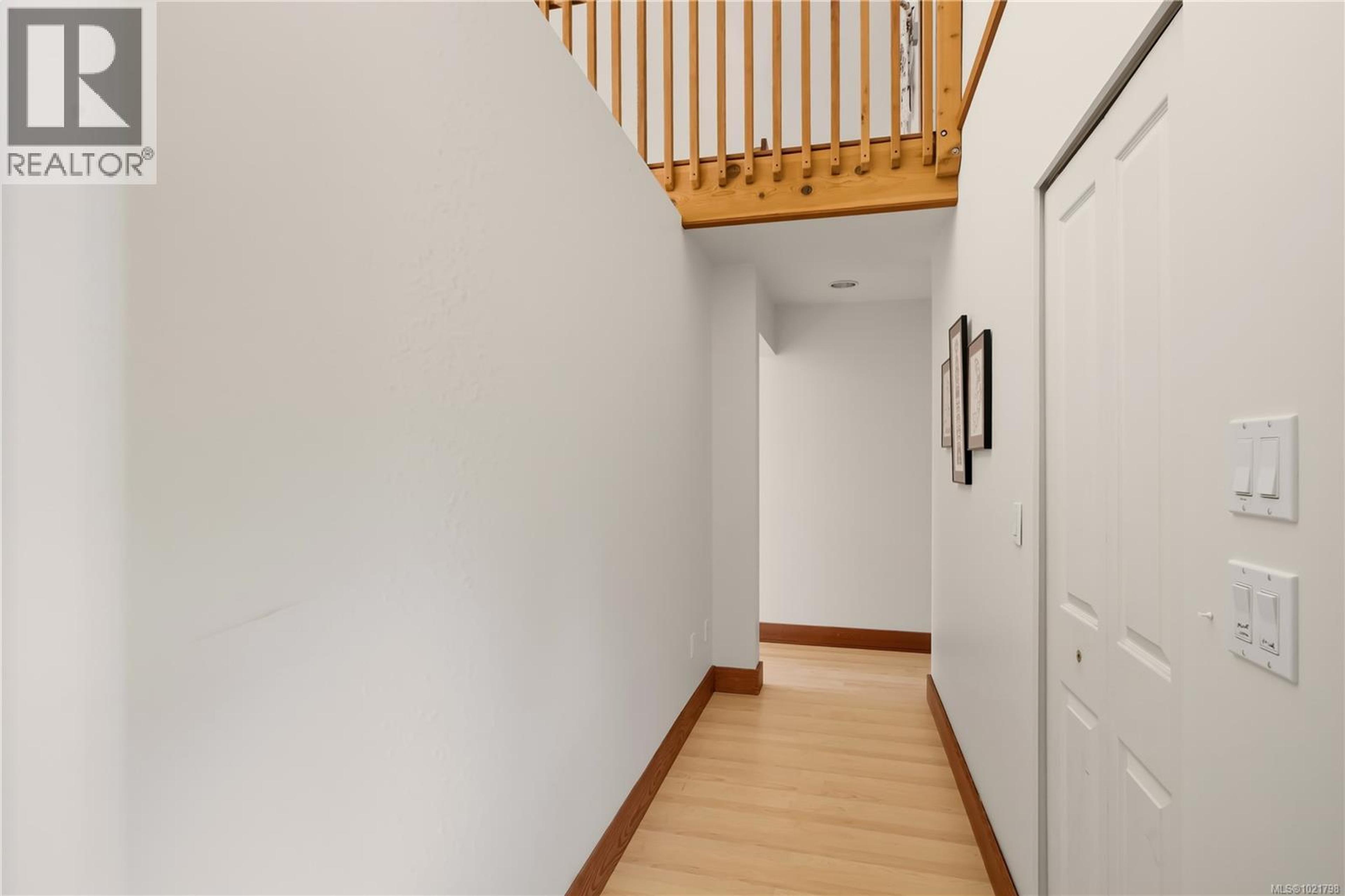 978 PENINSULA RD - 18