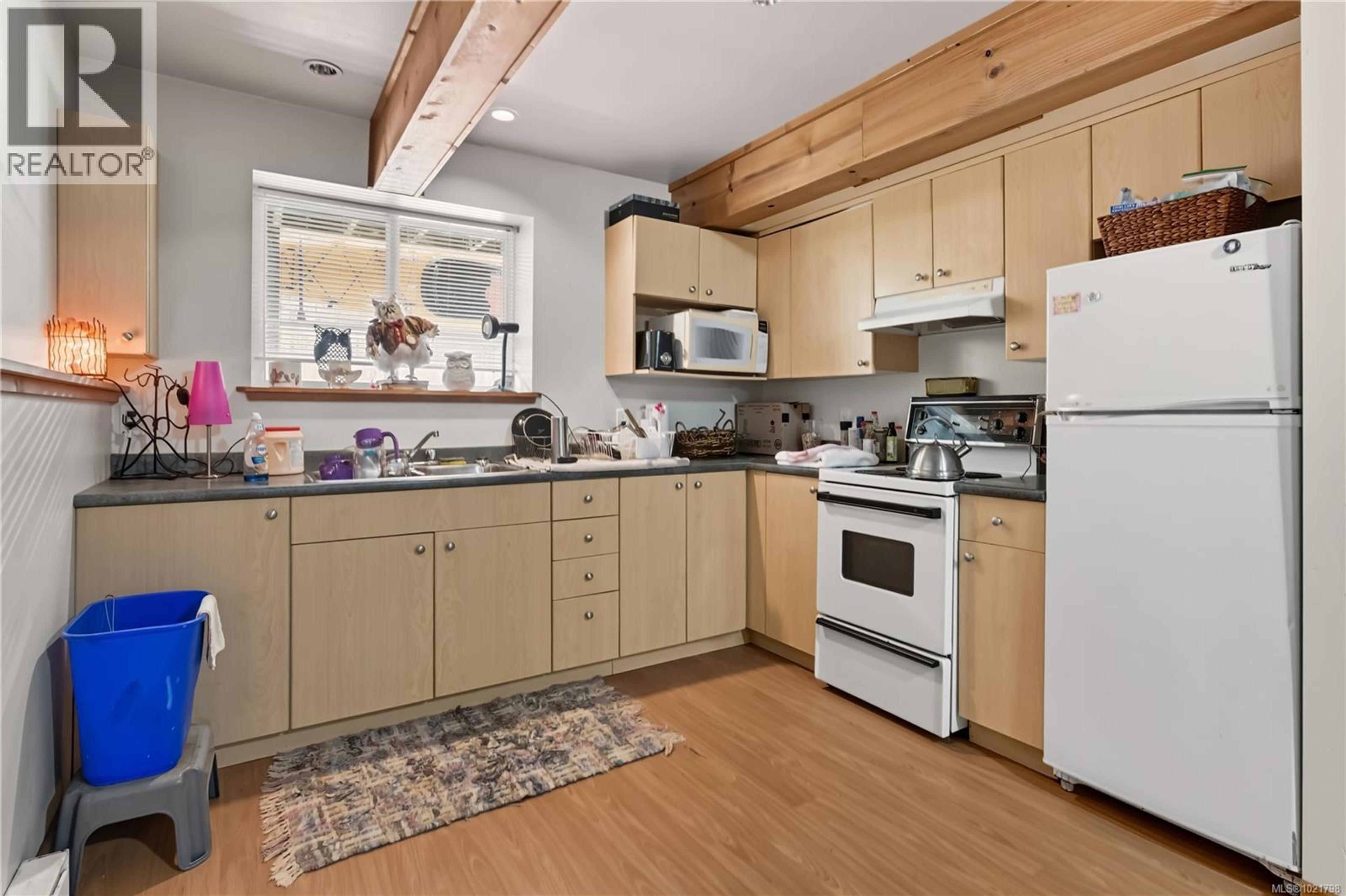 978 PENINSULA RD - 40