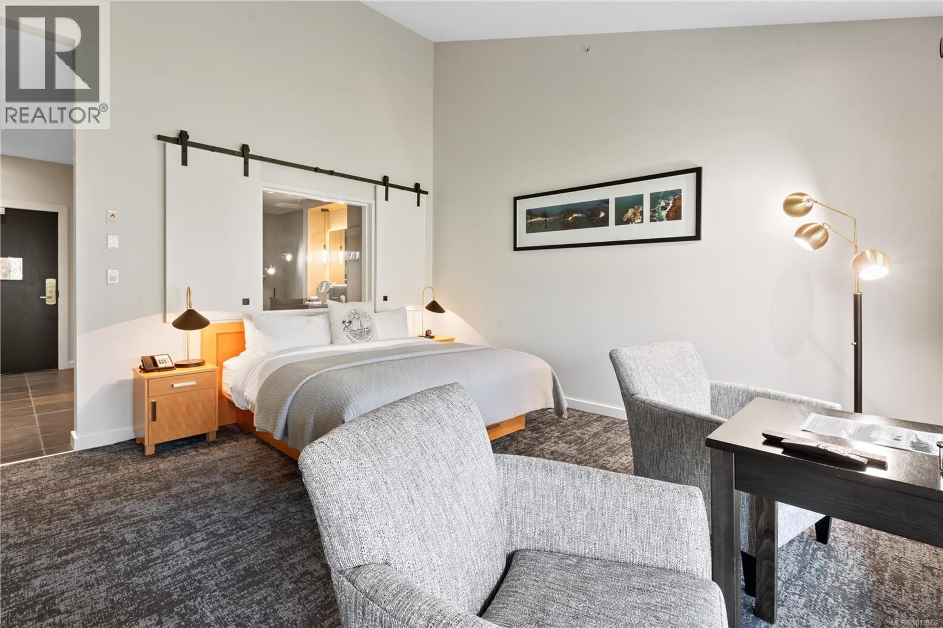 #424 596 MARINE DR - Image 6