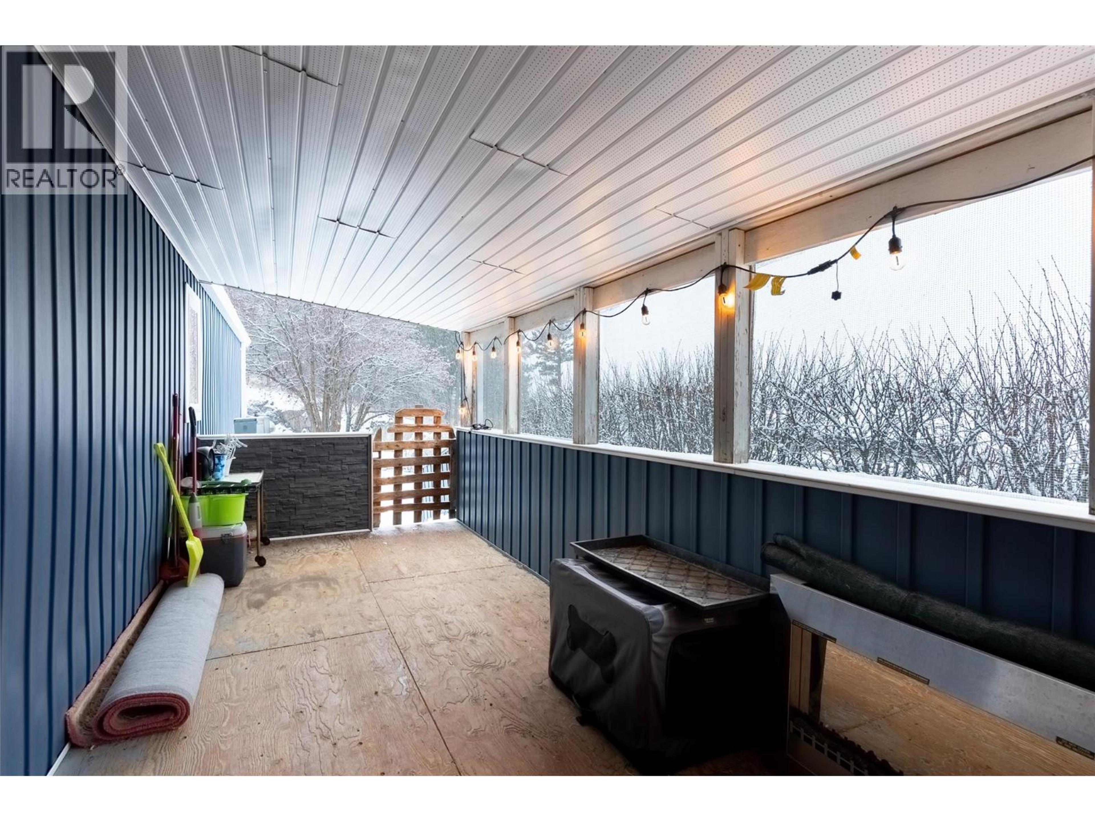 2 TOPAZ CRESCENT - 15