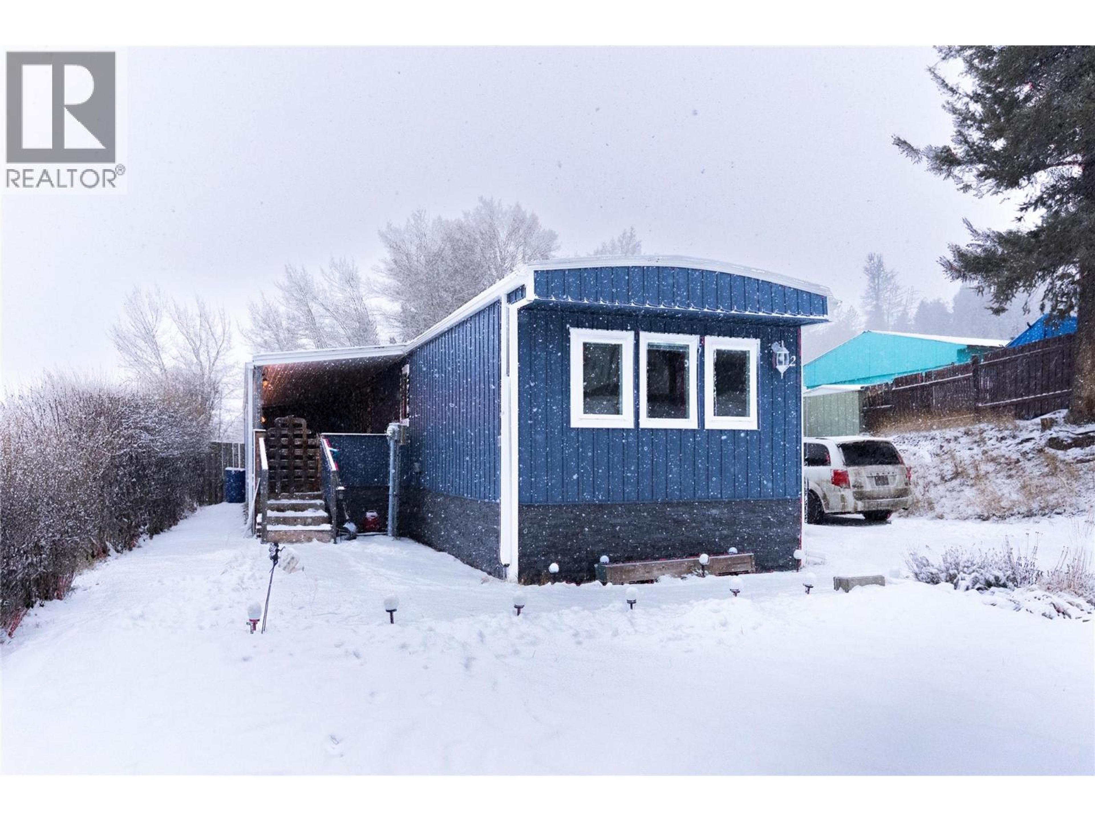 2 TOPAZ CRESCENT - 18