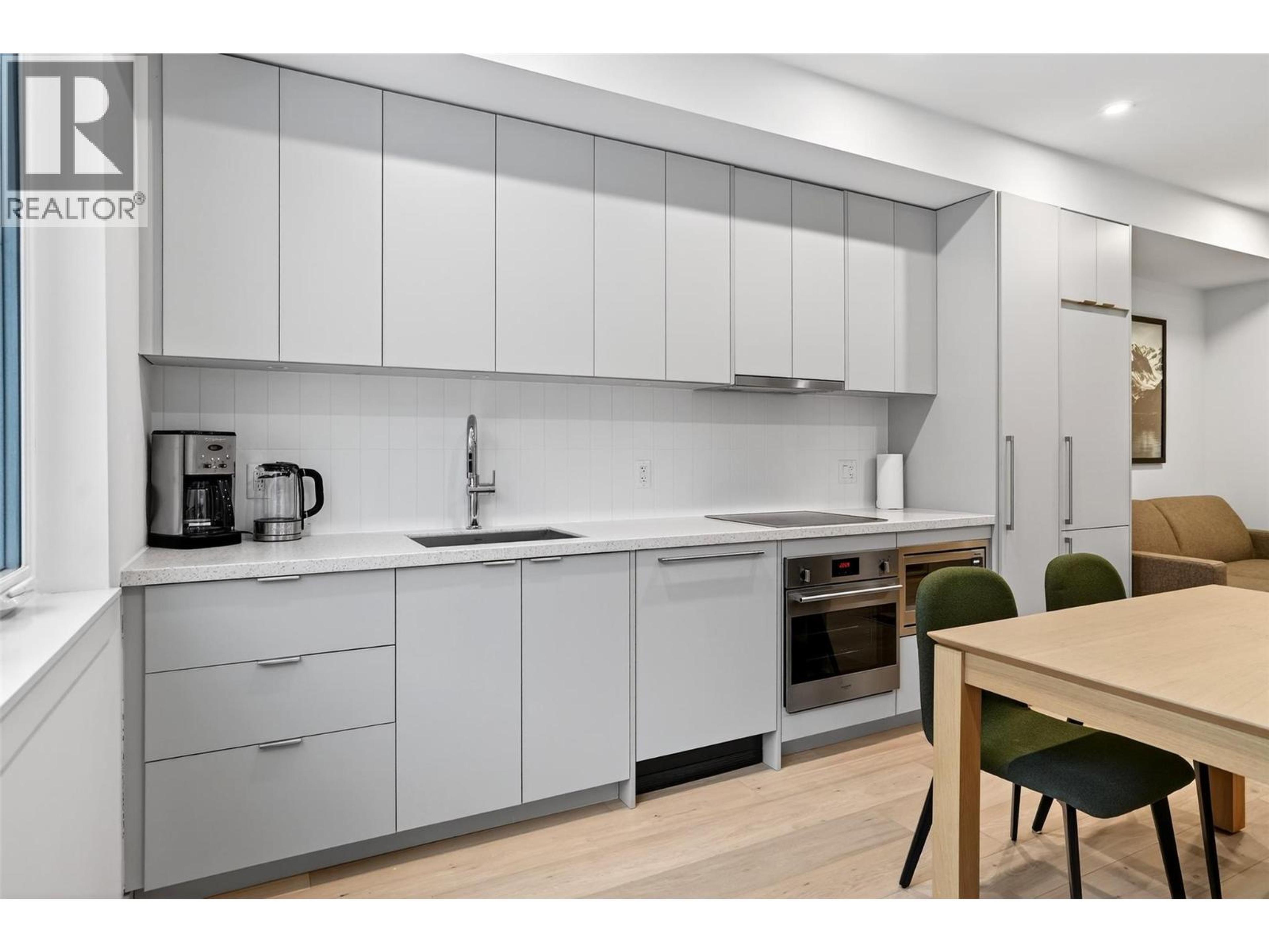 #109 4280 RED MOUNTAIN ROAD - 19