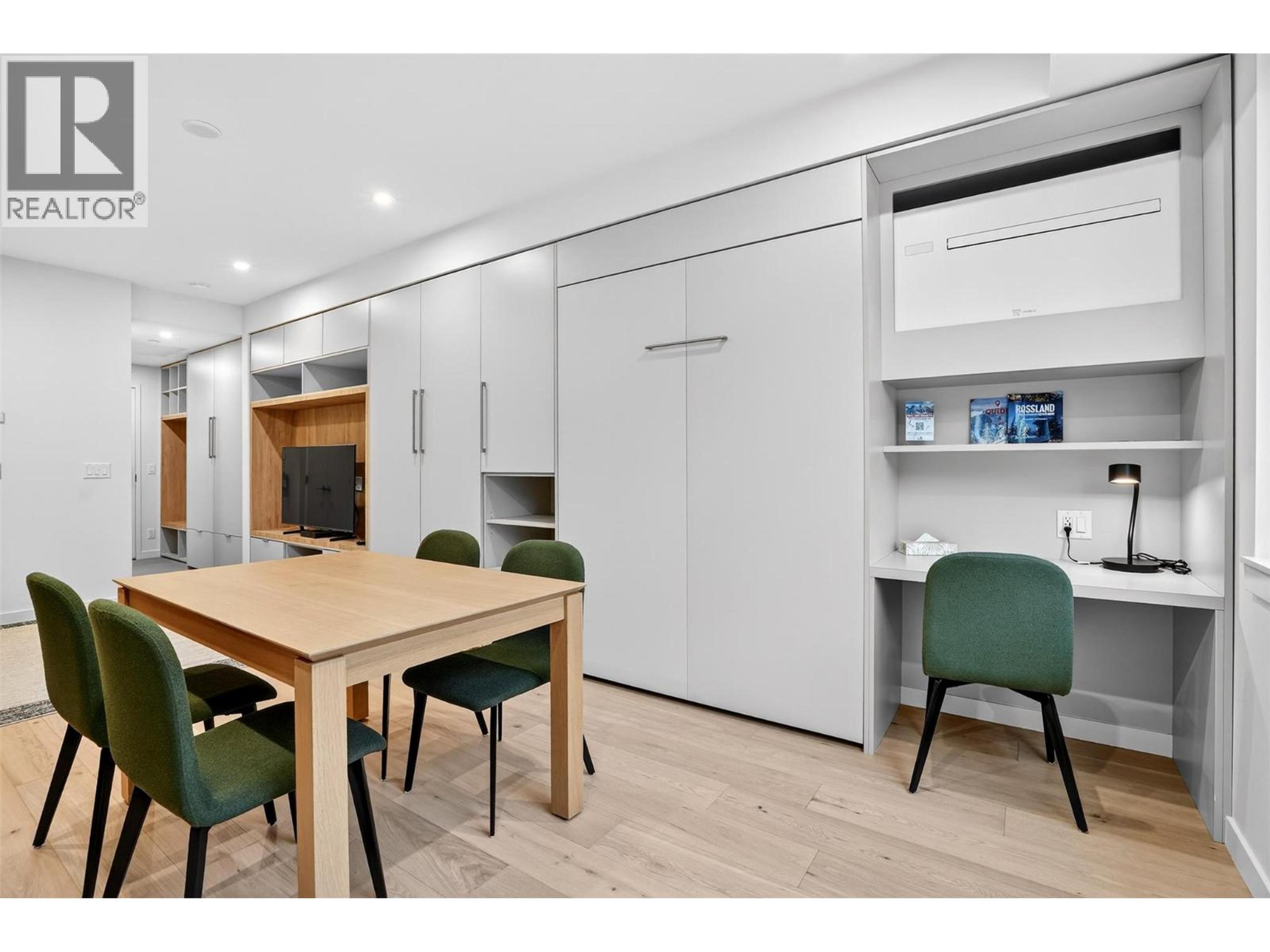 #109 4280 RED MOUNTAIN ROAD - 23