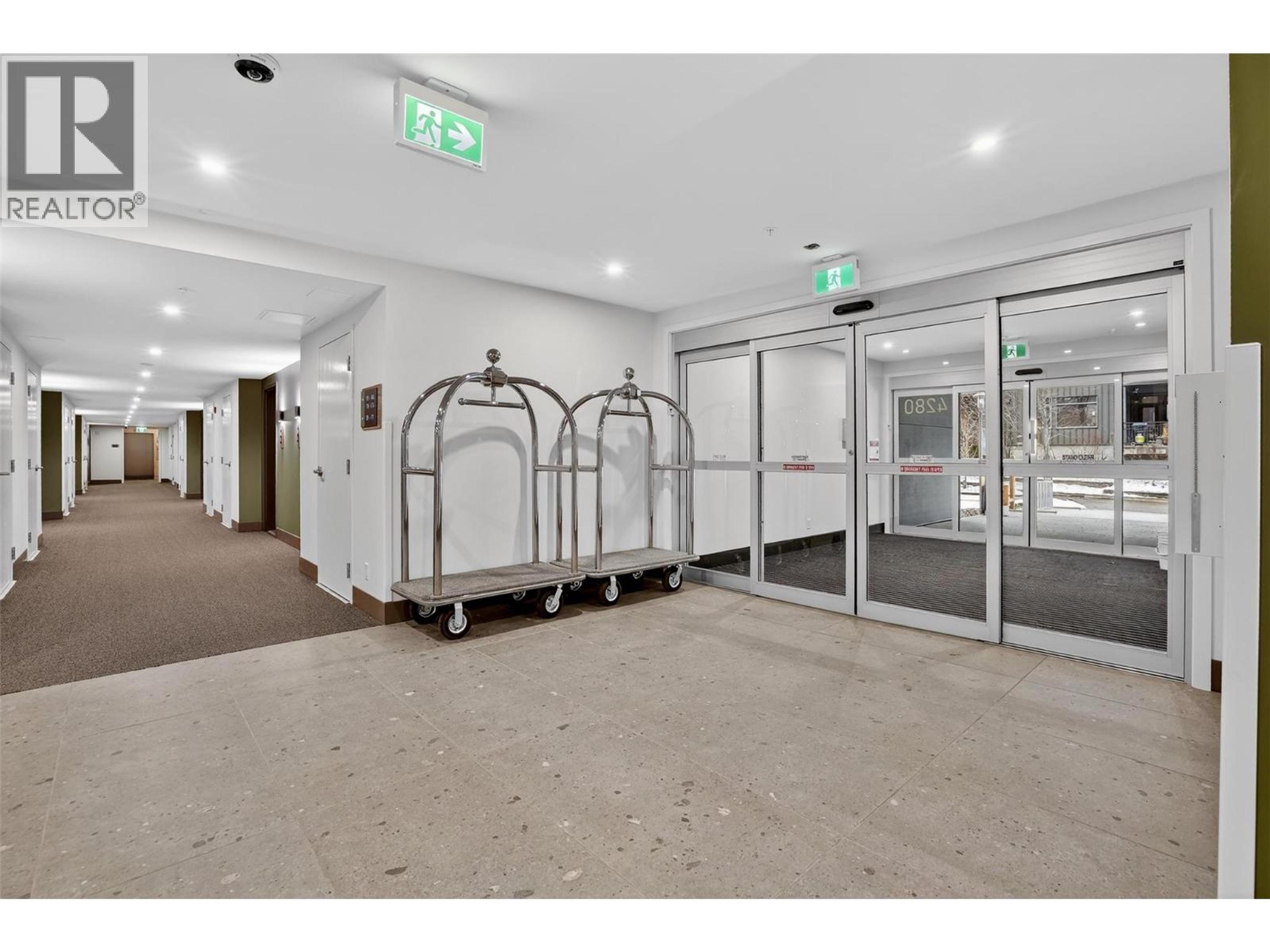 #109 4280 RED MOUNTAIN ROAD - 33