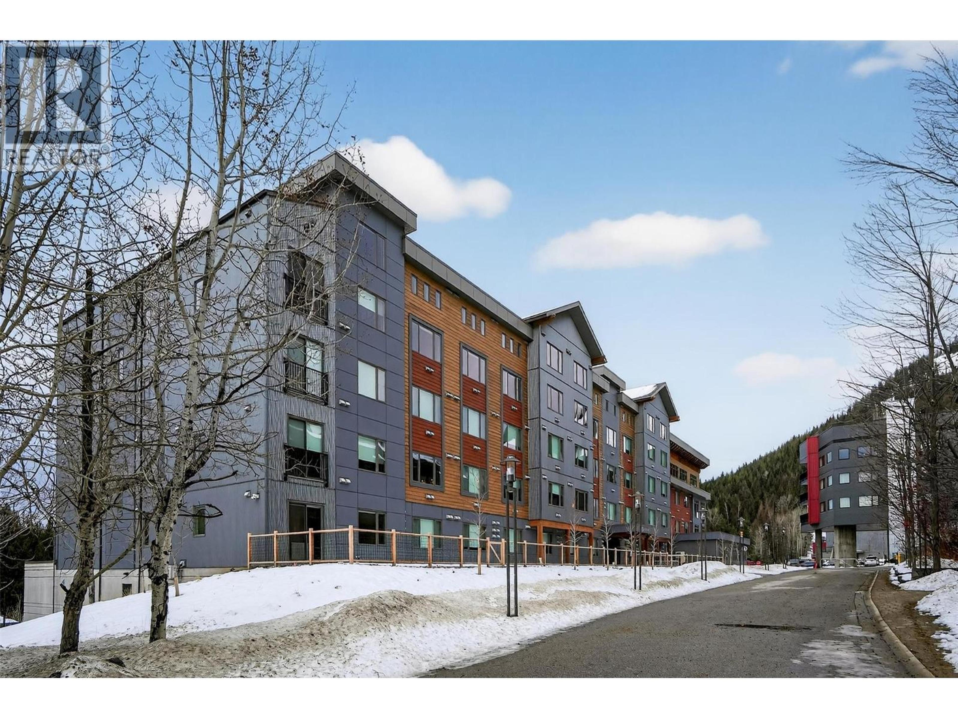 #109 4280 RED MOUNTAIN ROAD - 58