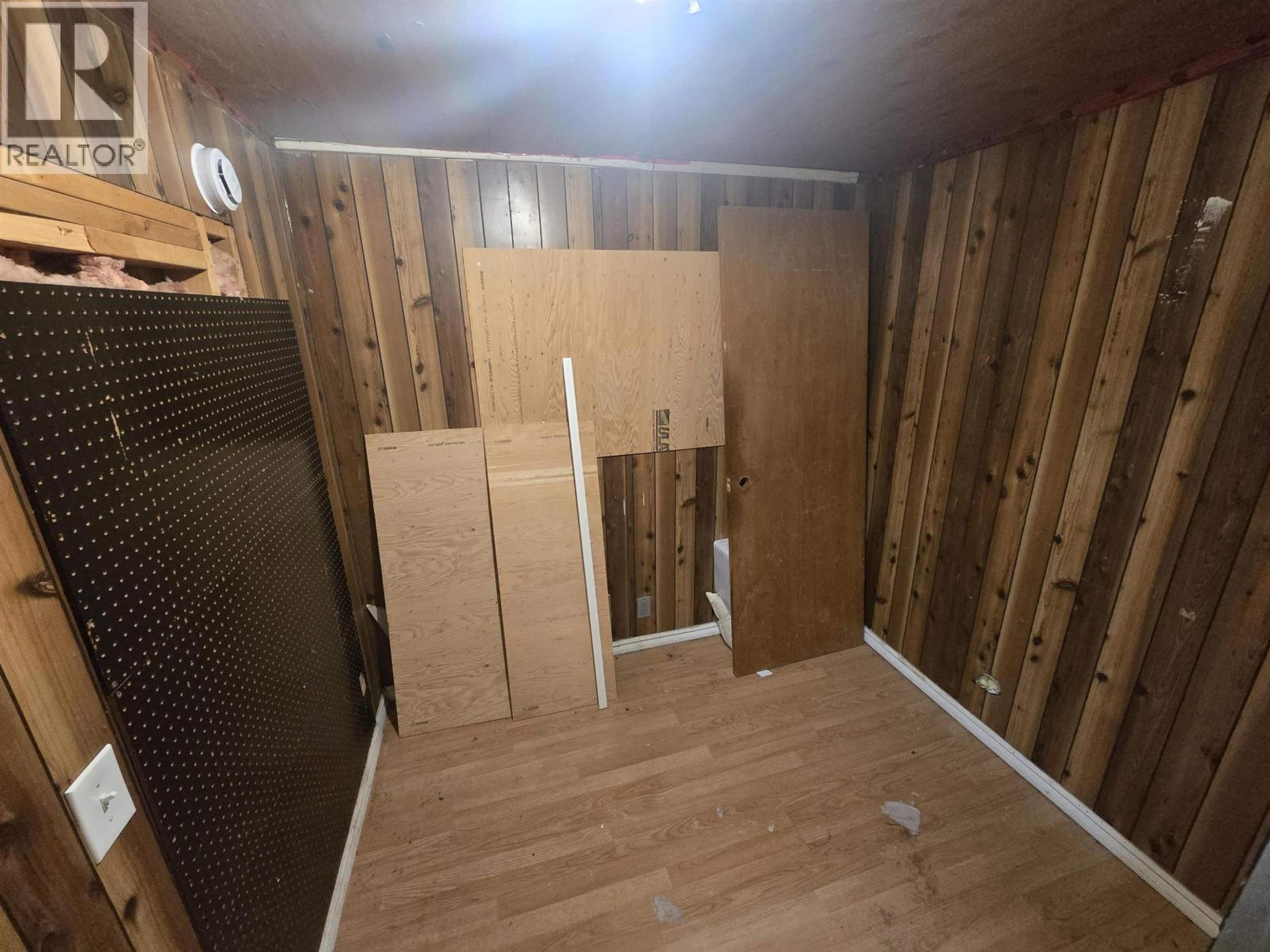 #4 4620 LOWRIE AVENUE - Image 12