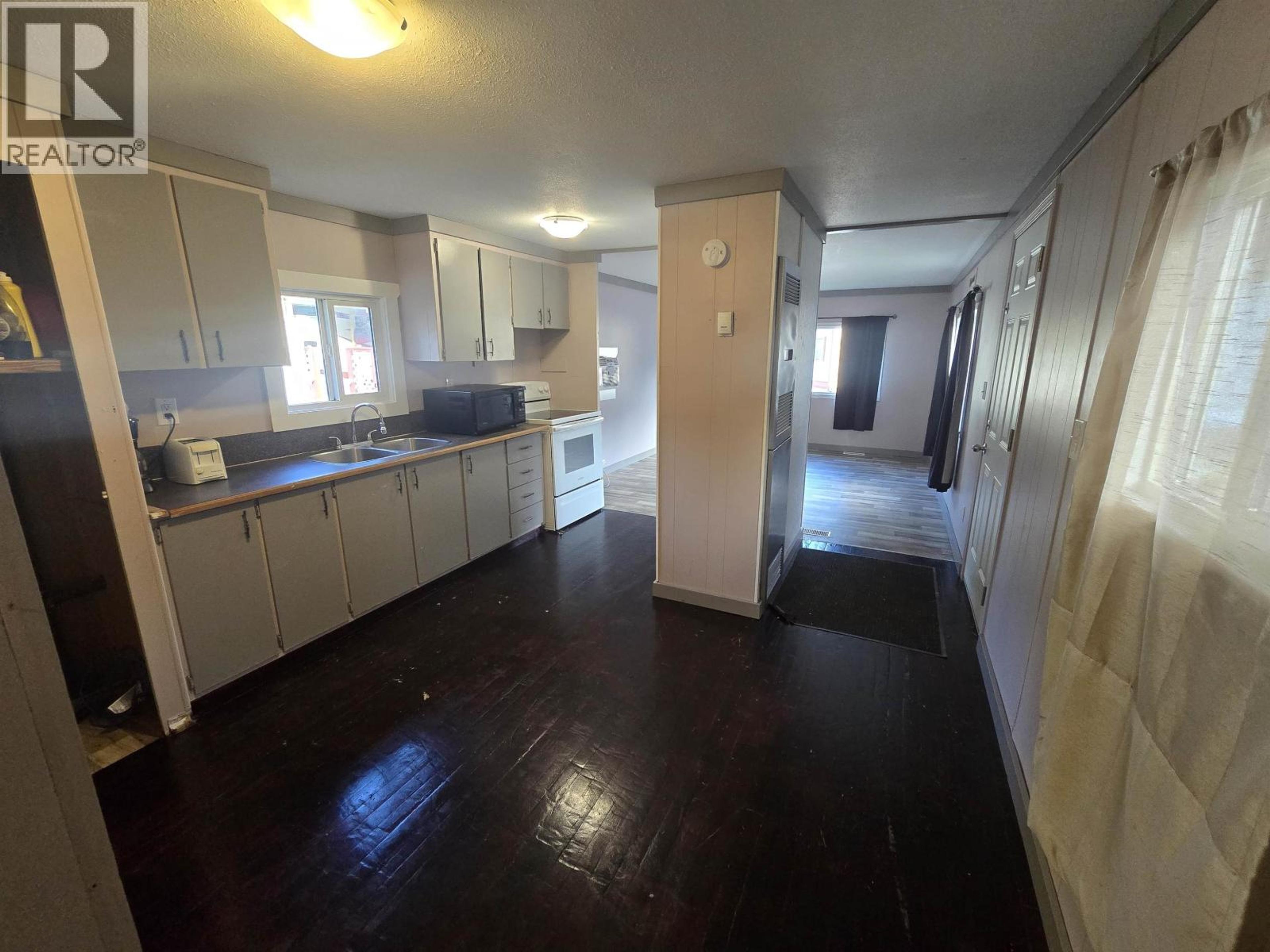 #4 4620 LOWRIE AVENUE - Image 5