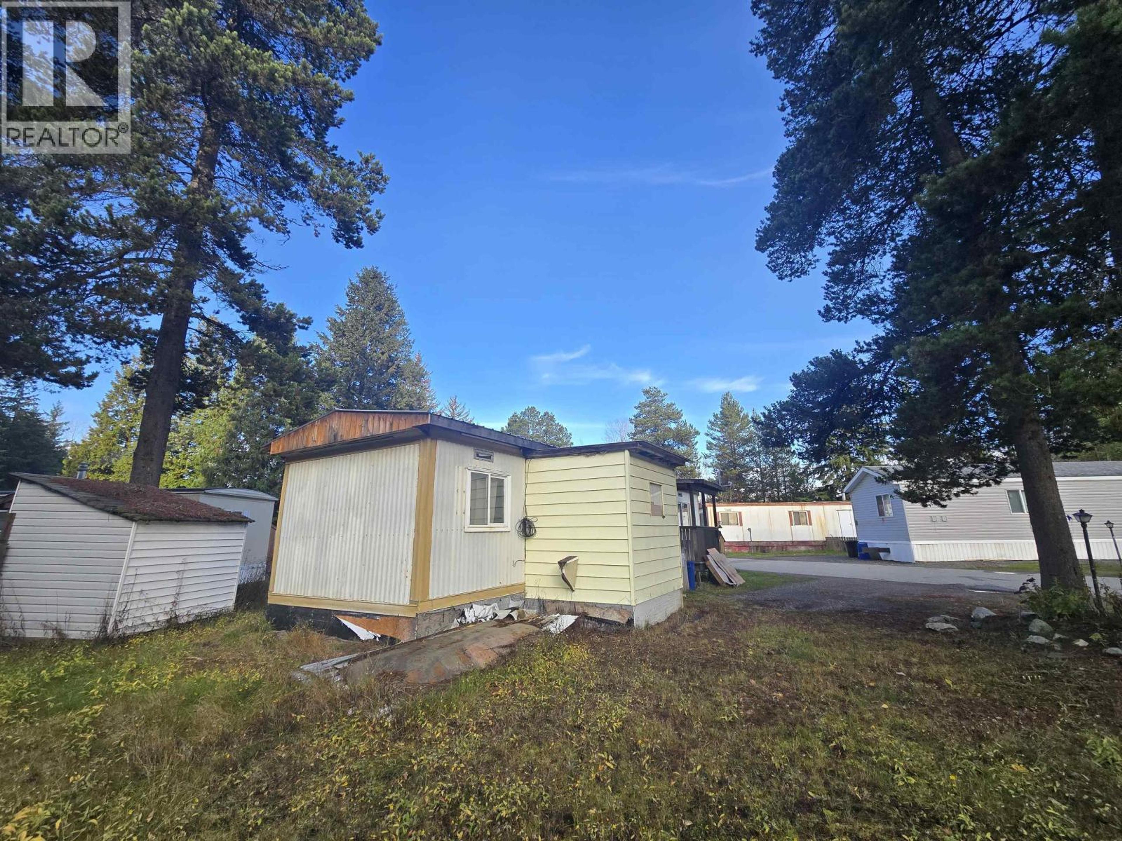 #4 4620 LOWRIE AVENUE - Image 2