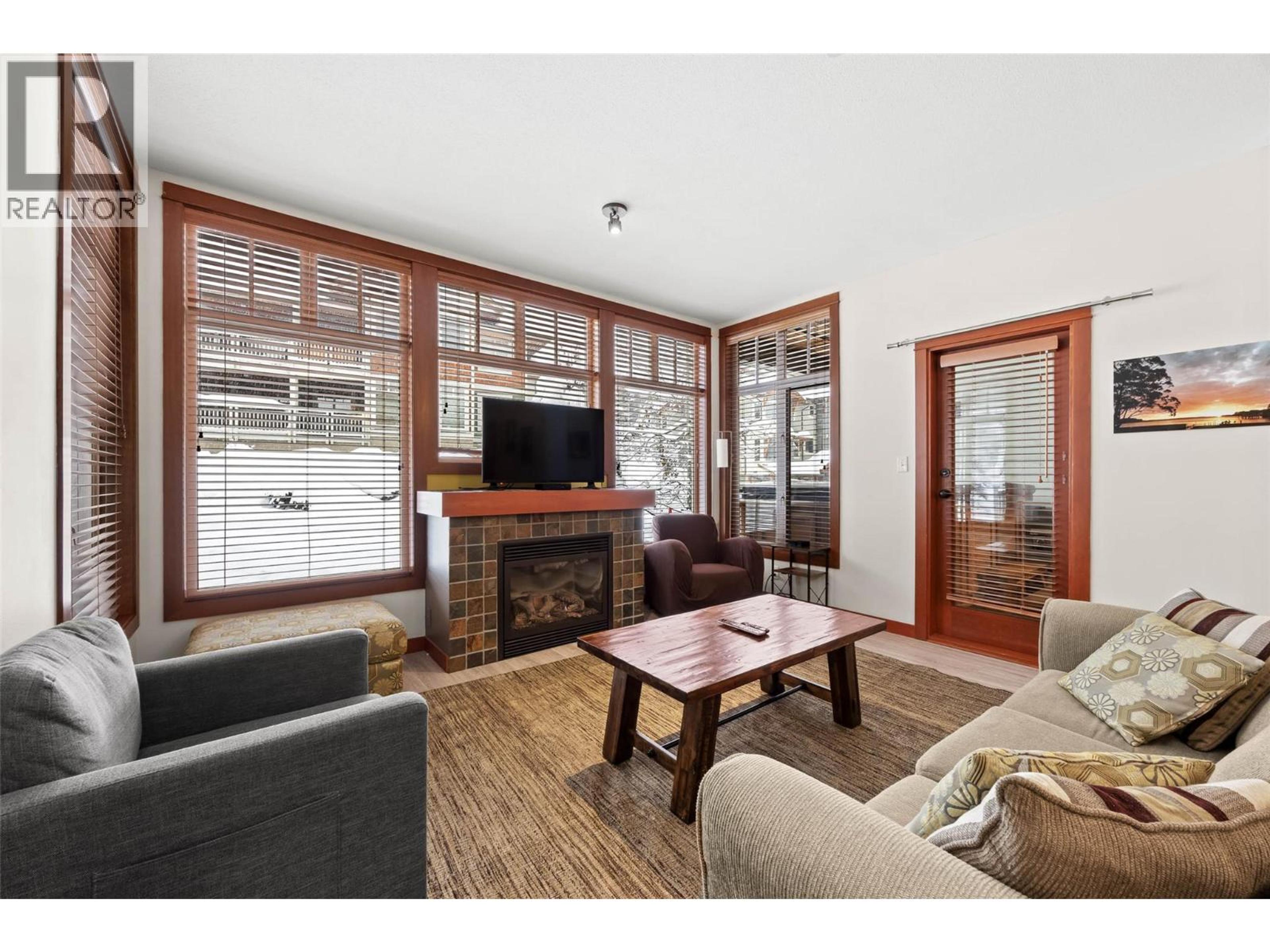 #58 5015 VALLEY DRIVE - 7