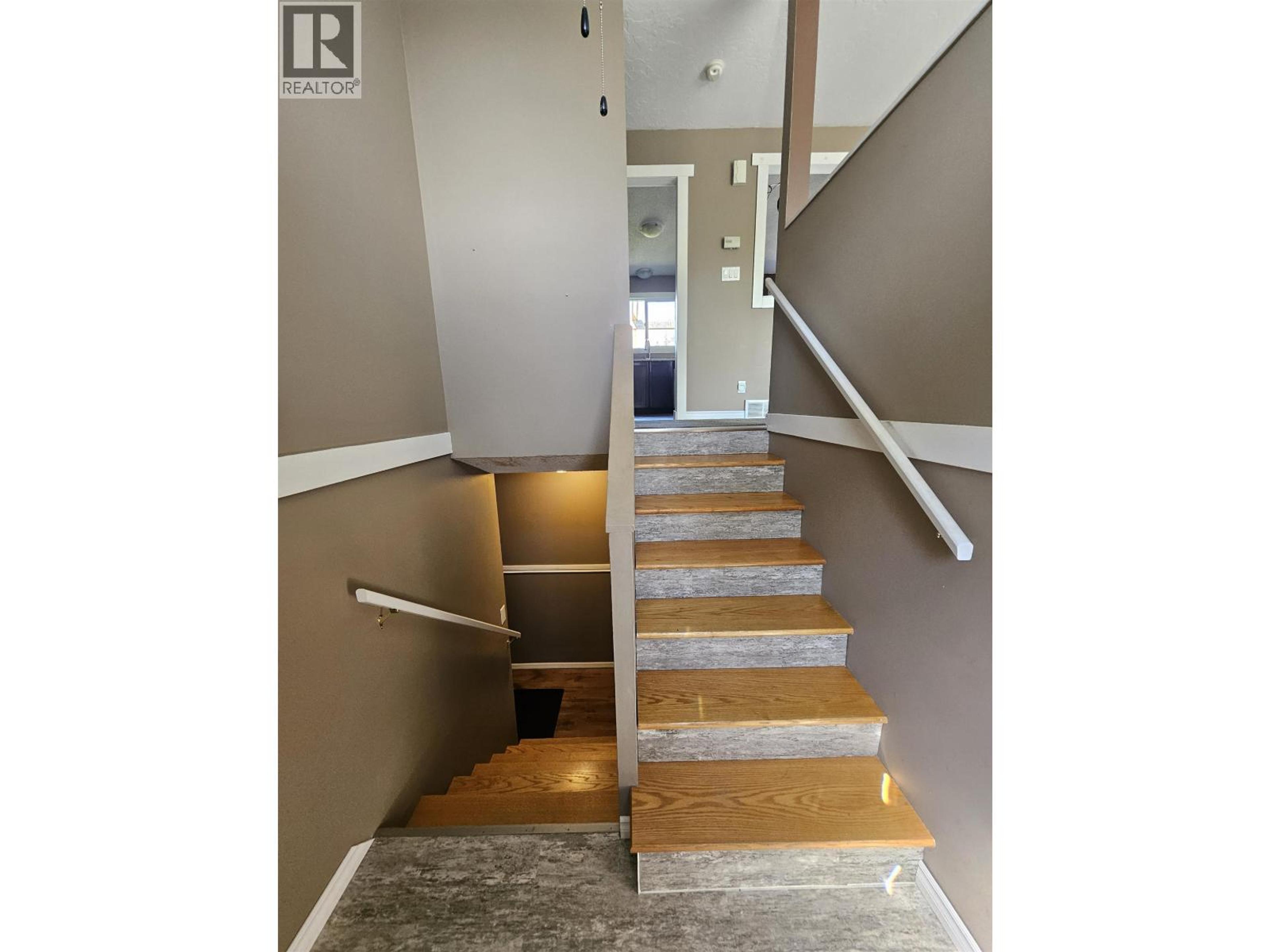 679 JONES STREET - 28