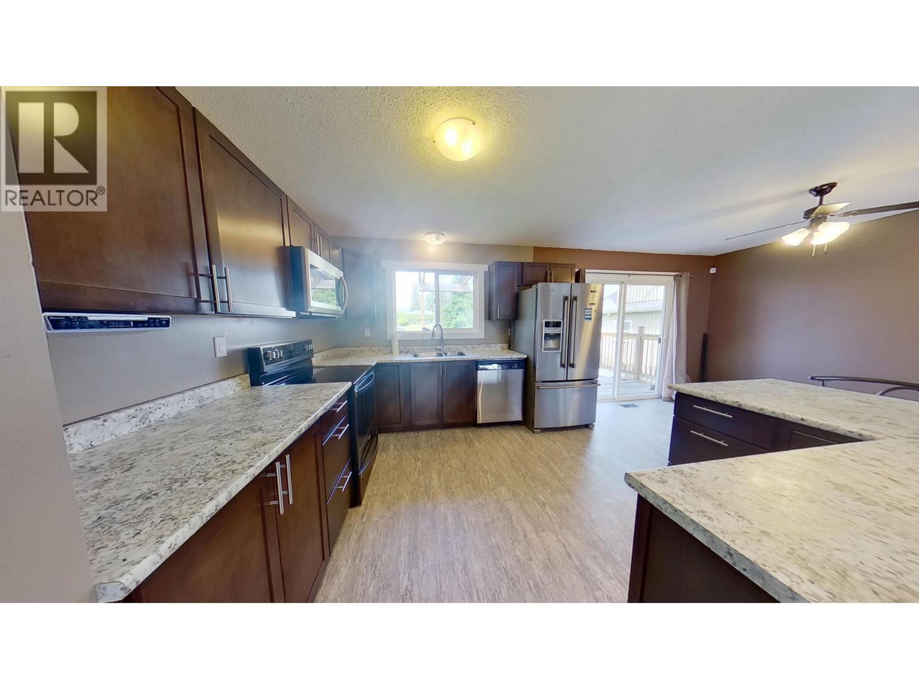 679 JONES STREET - 7