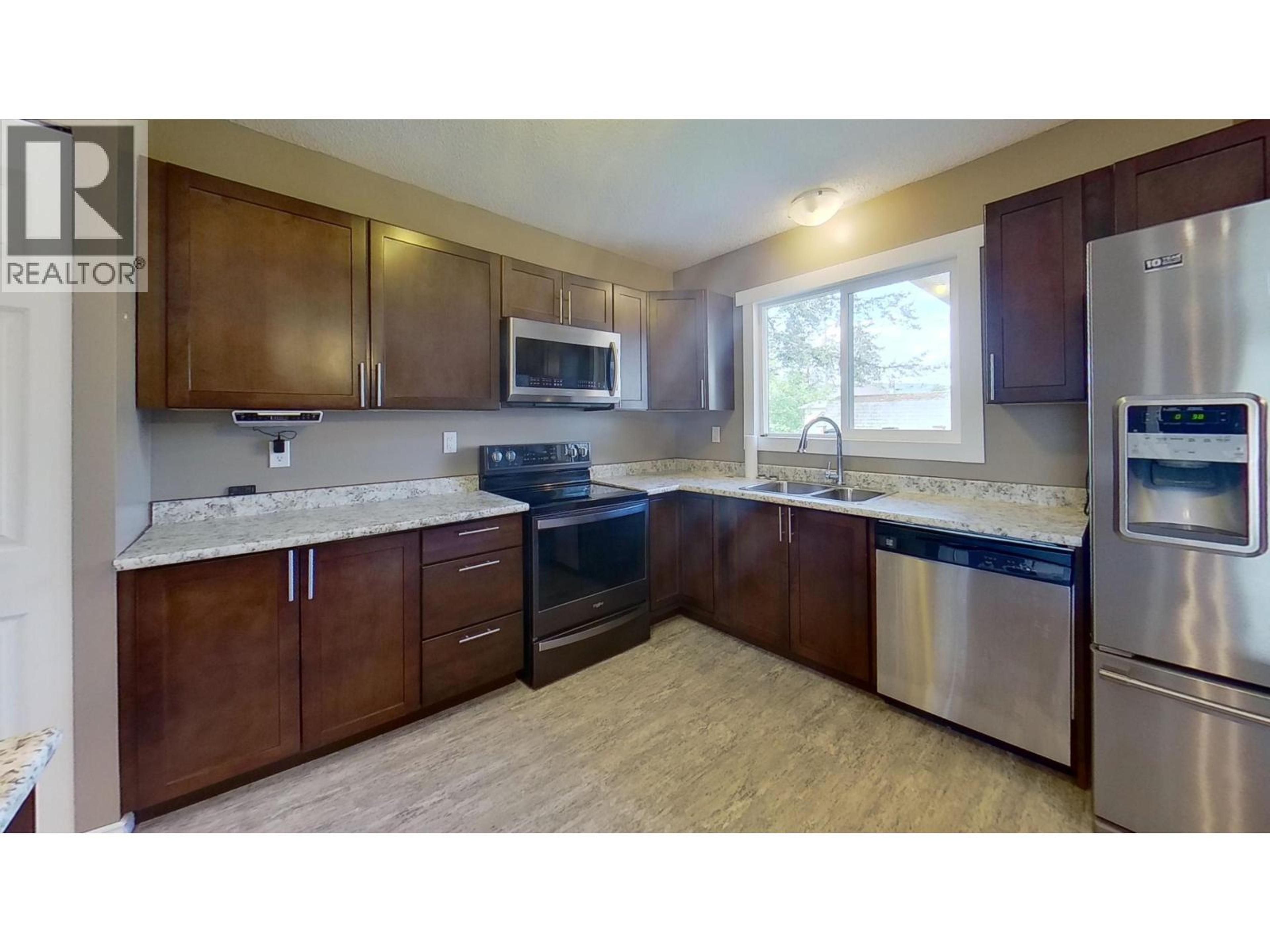 679 JONES STREET - 9