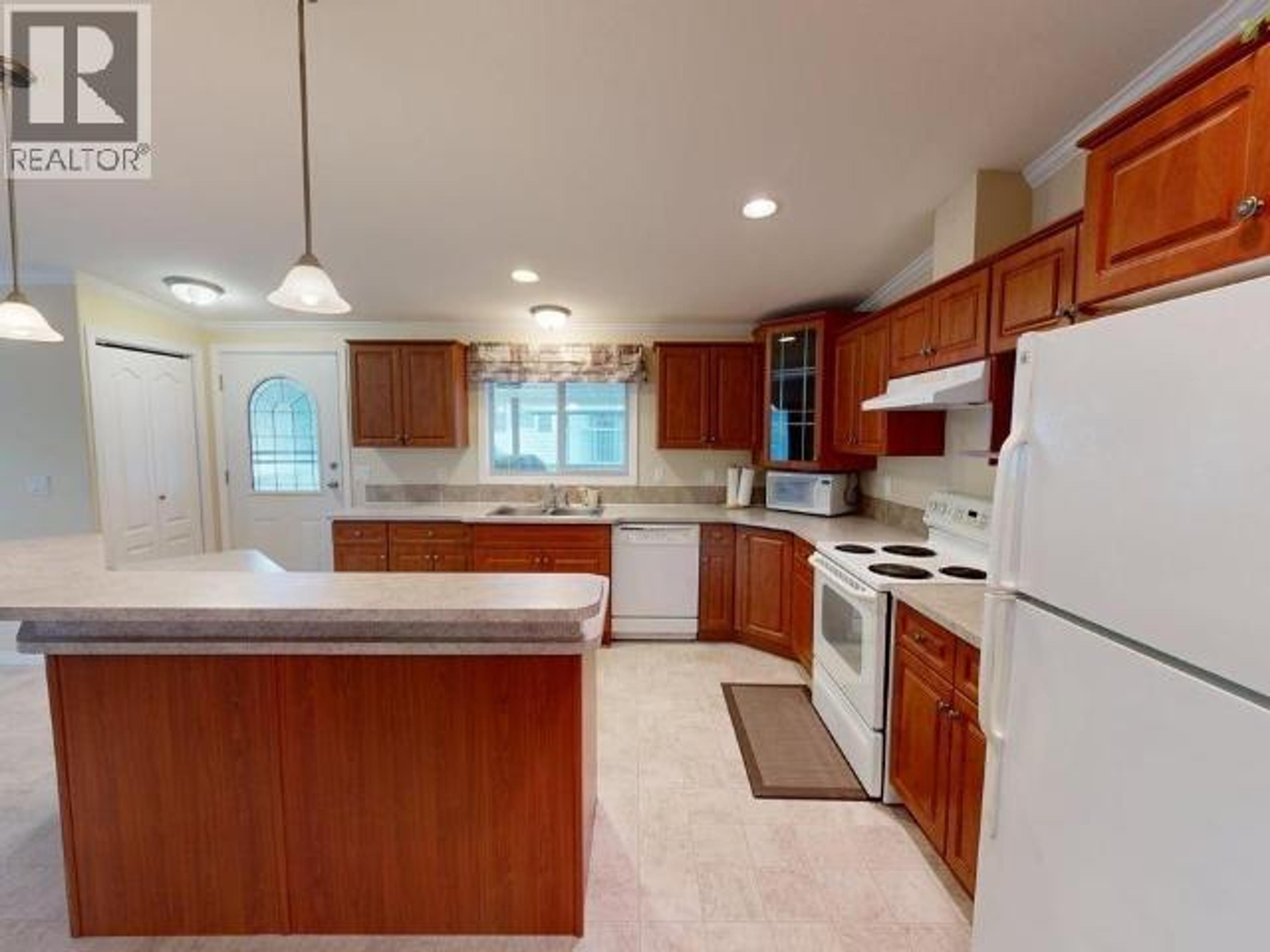 6-8442 SPRINGBROOK ROAD - 4