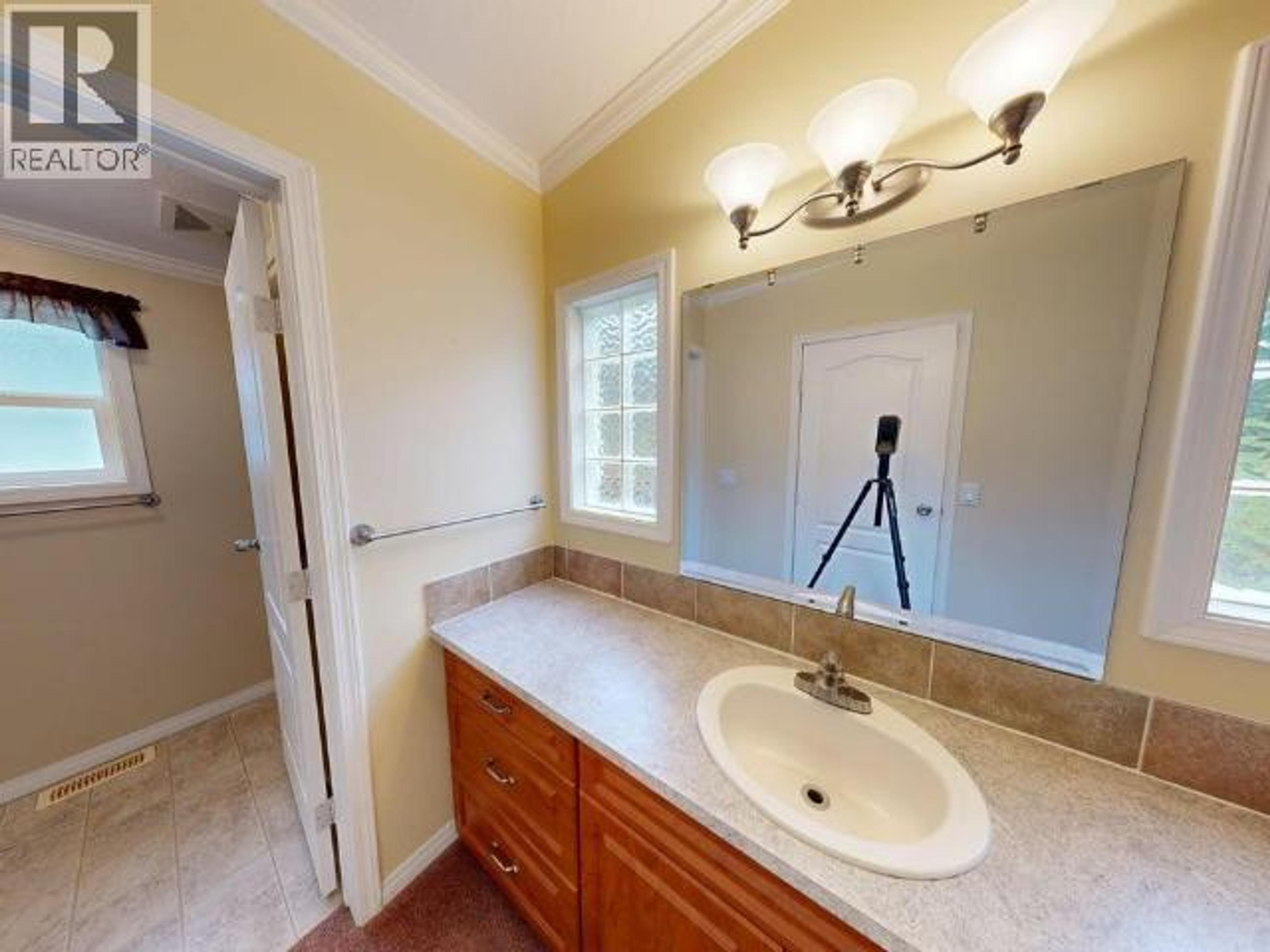 6-8442 SPRINGBROOK ROAD - 20