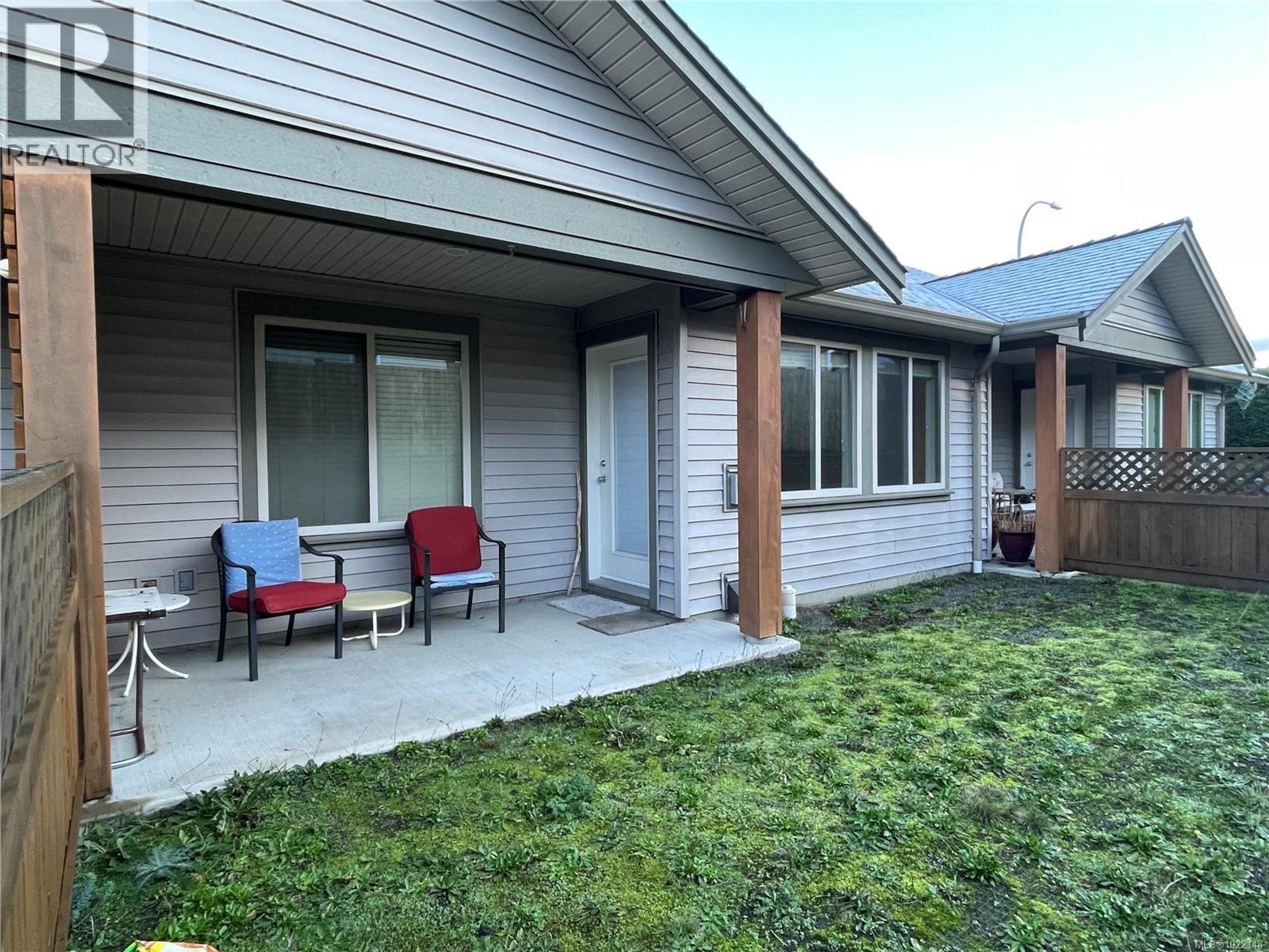 #2 3774 12TH AVE - 26