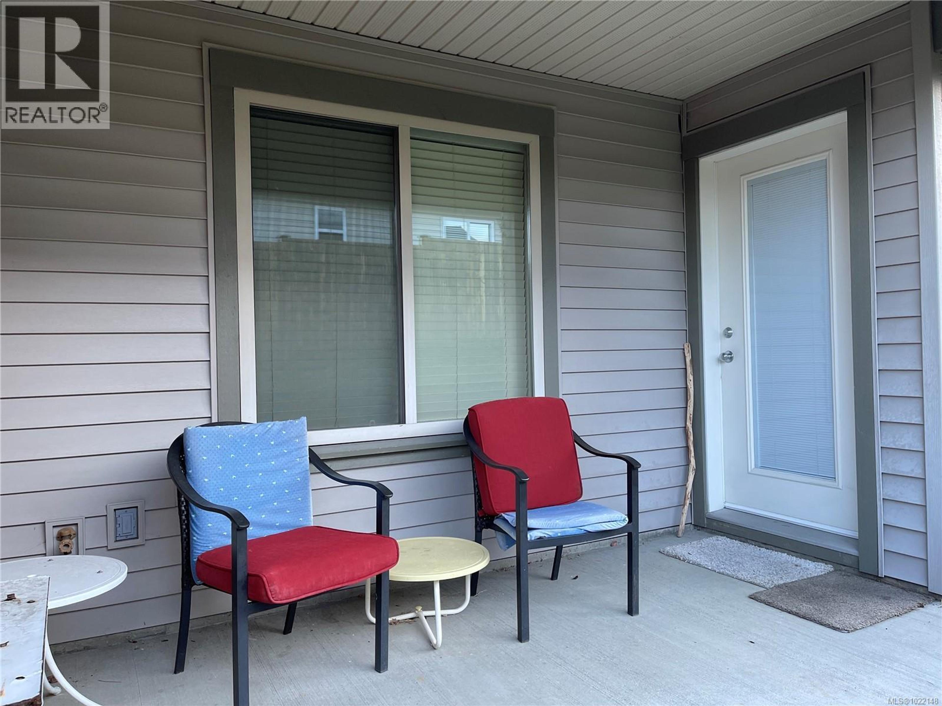 #2 3774 12TH AVE - 27