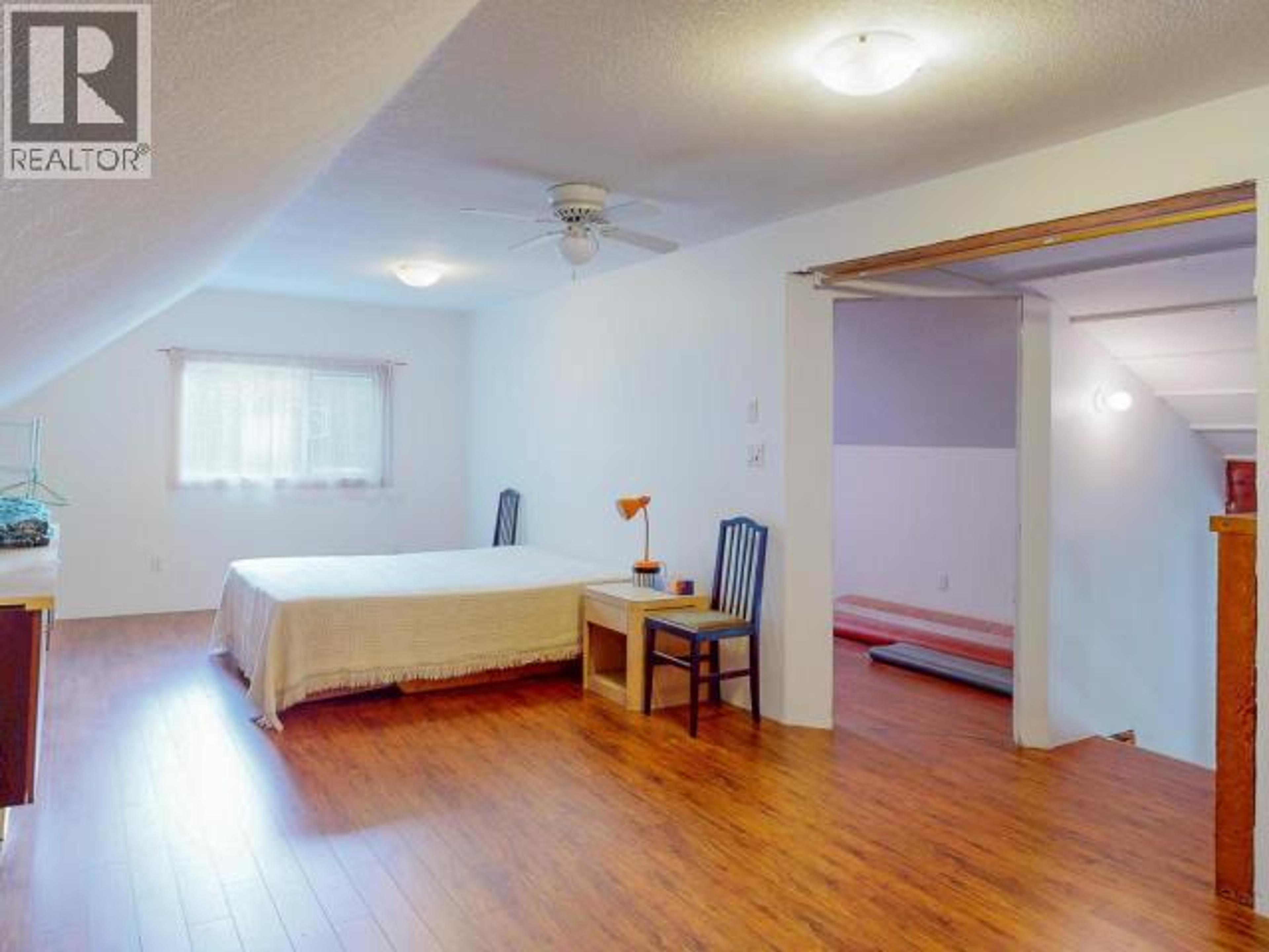 6080 SHELTER POINT ROAD - 18