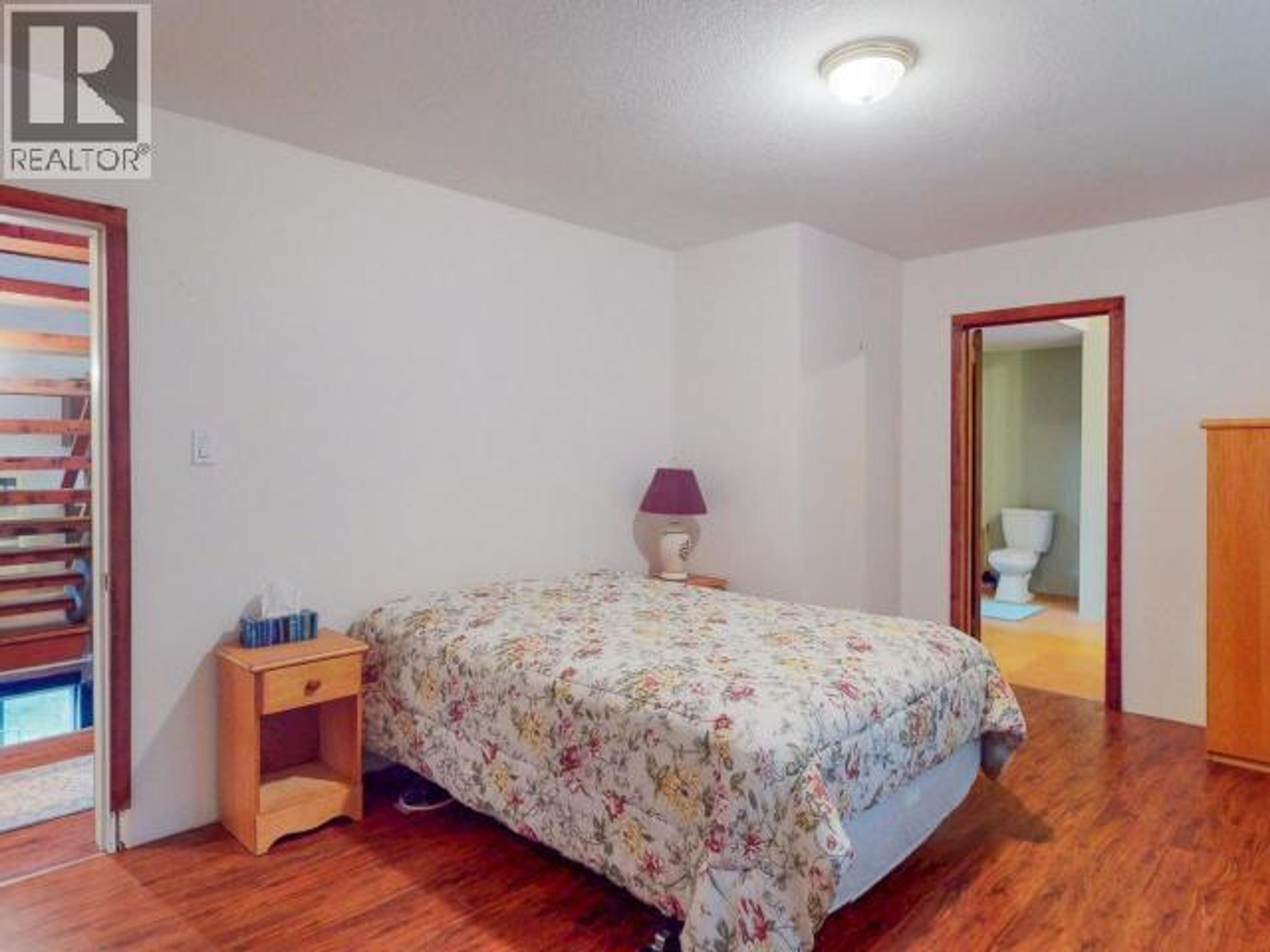 6080 SHELTER POINT ROAD - 10