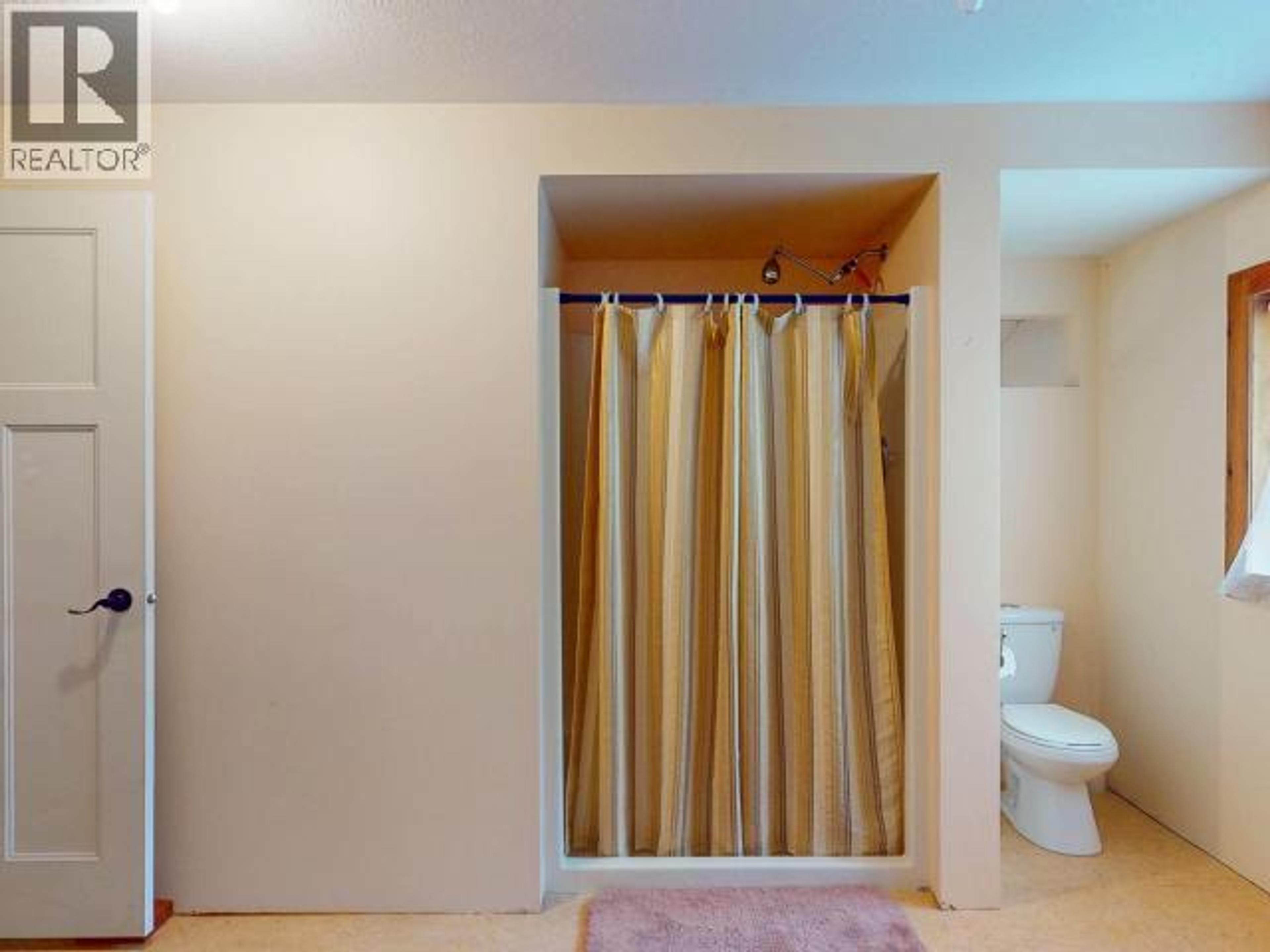 6080 SHELTER POINT ROAD - 20