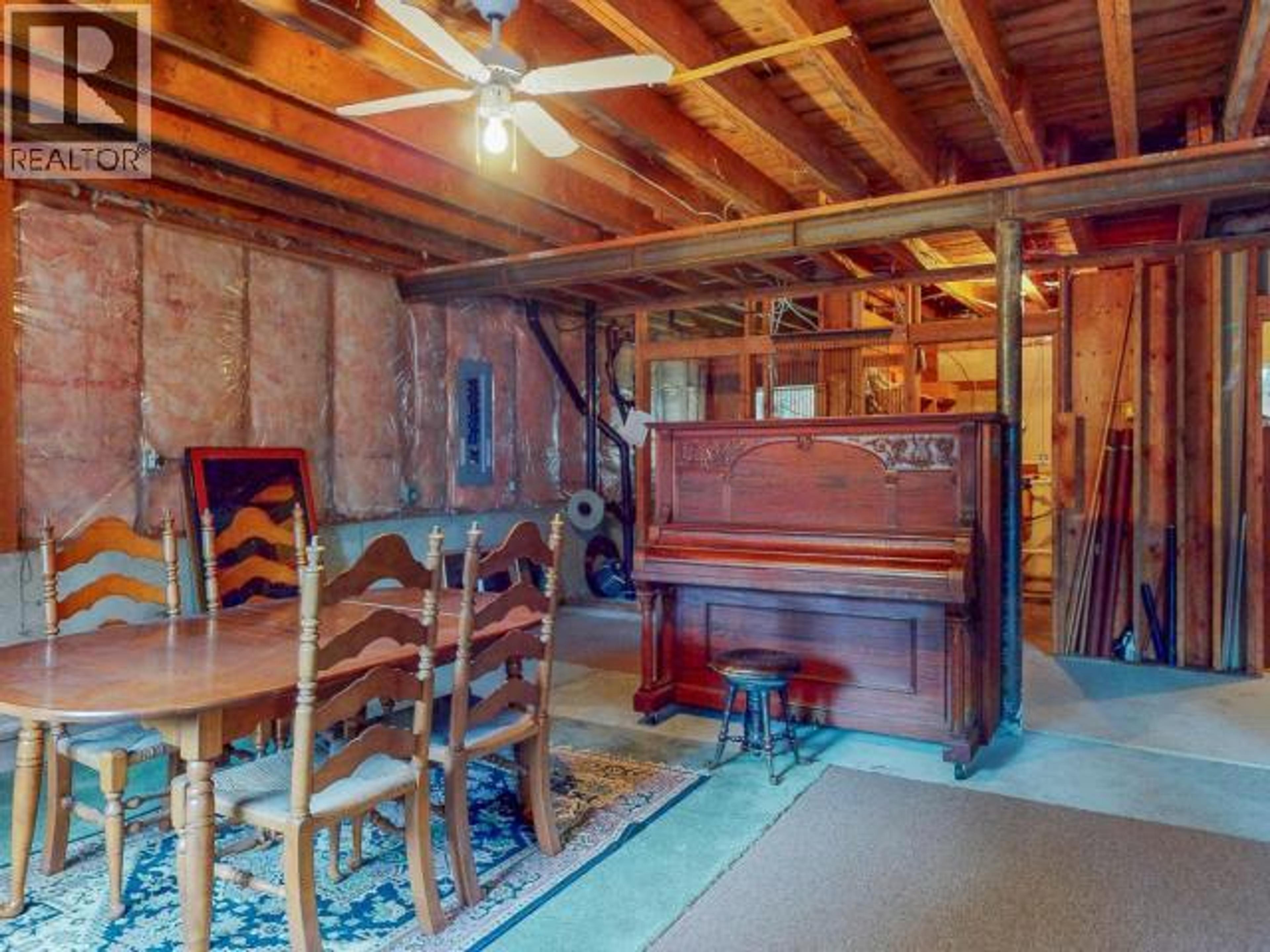 6080 SHELTER POINT ROAD - 22