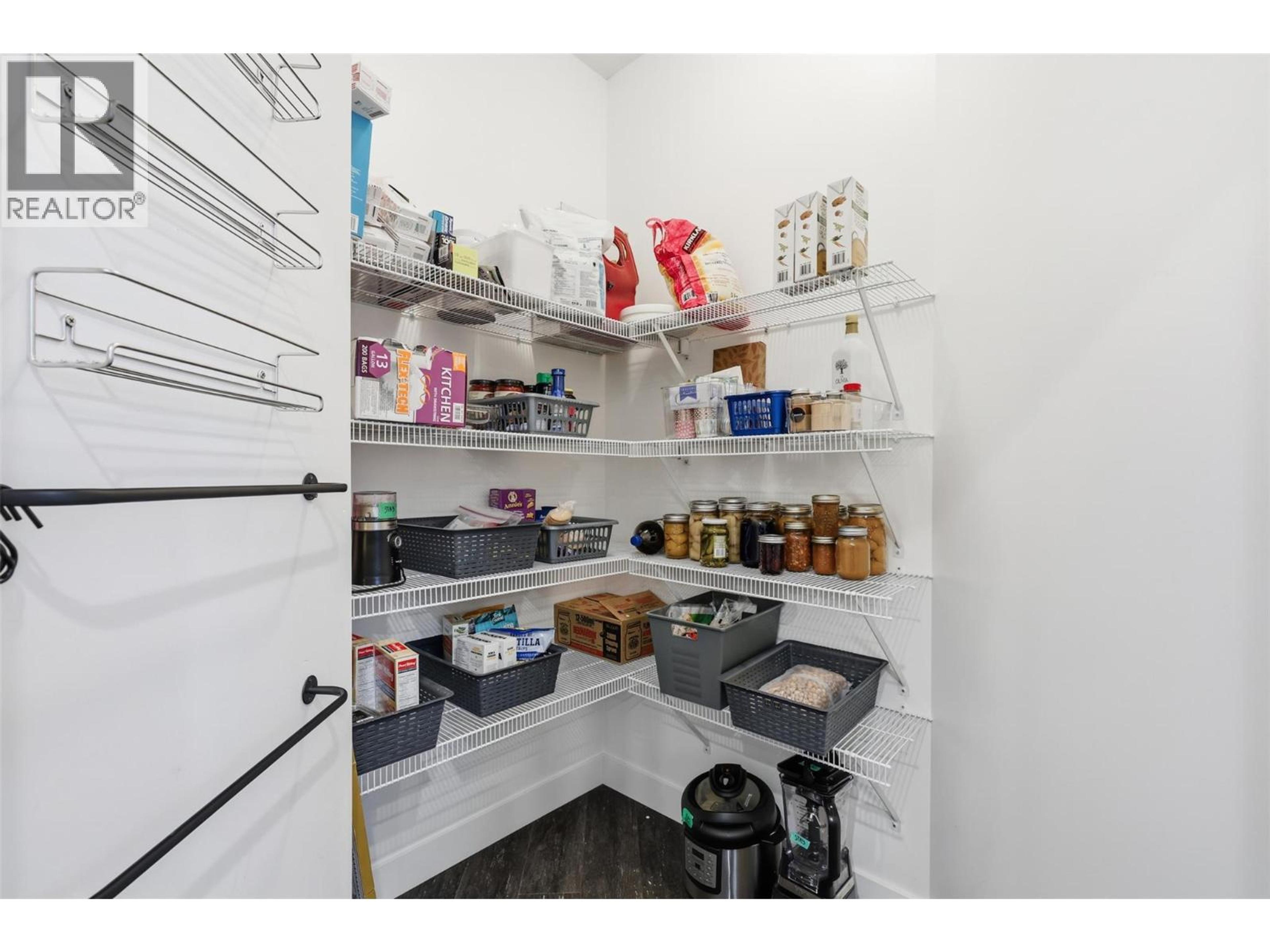 3005 MILLER COURT - 14