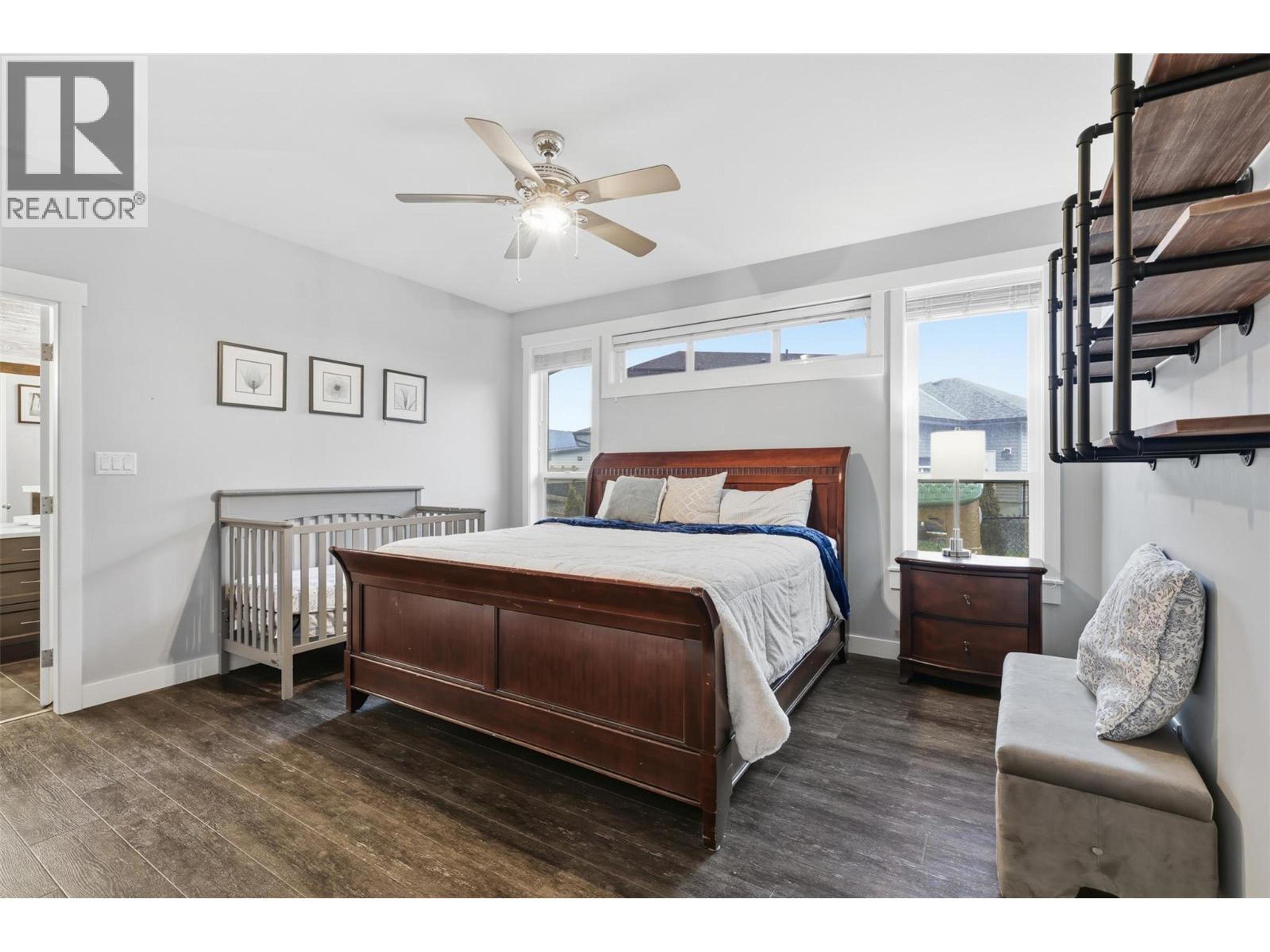 3005 MILLER COURT - 15