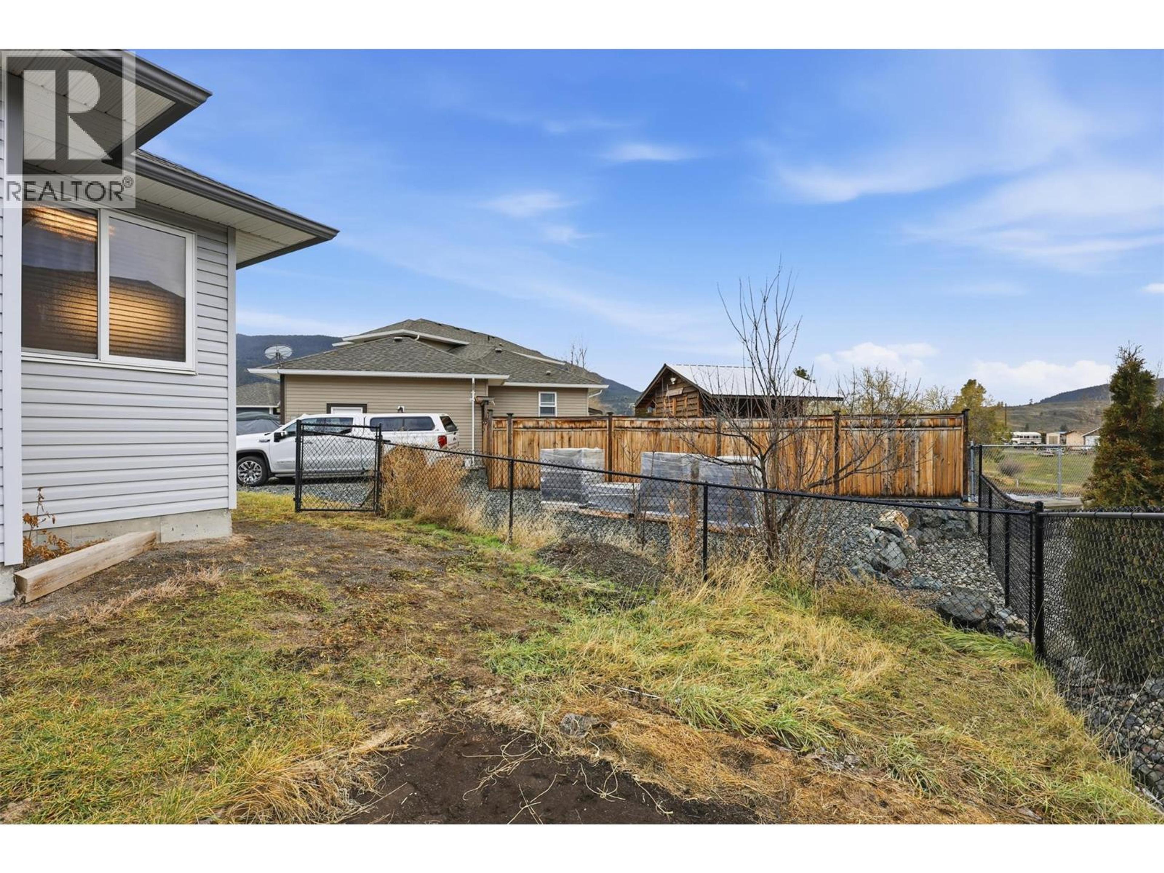 3005 MILLER COURT - 38