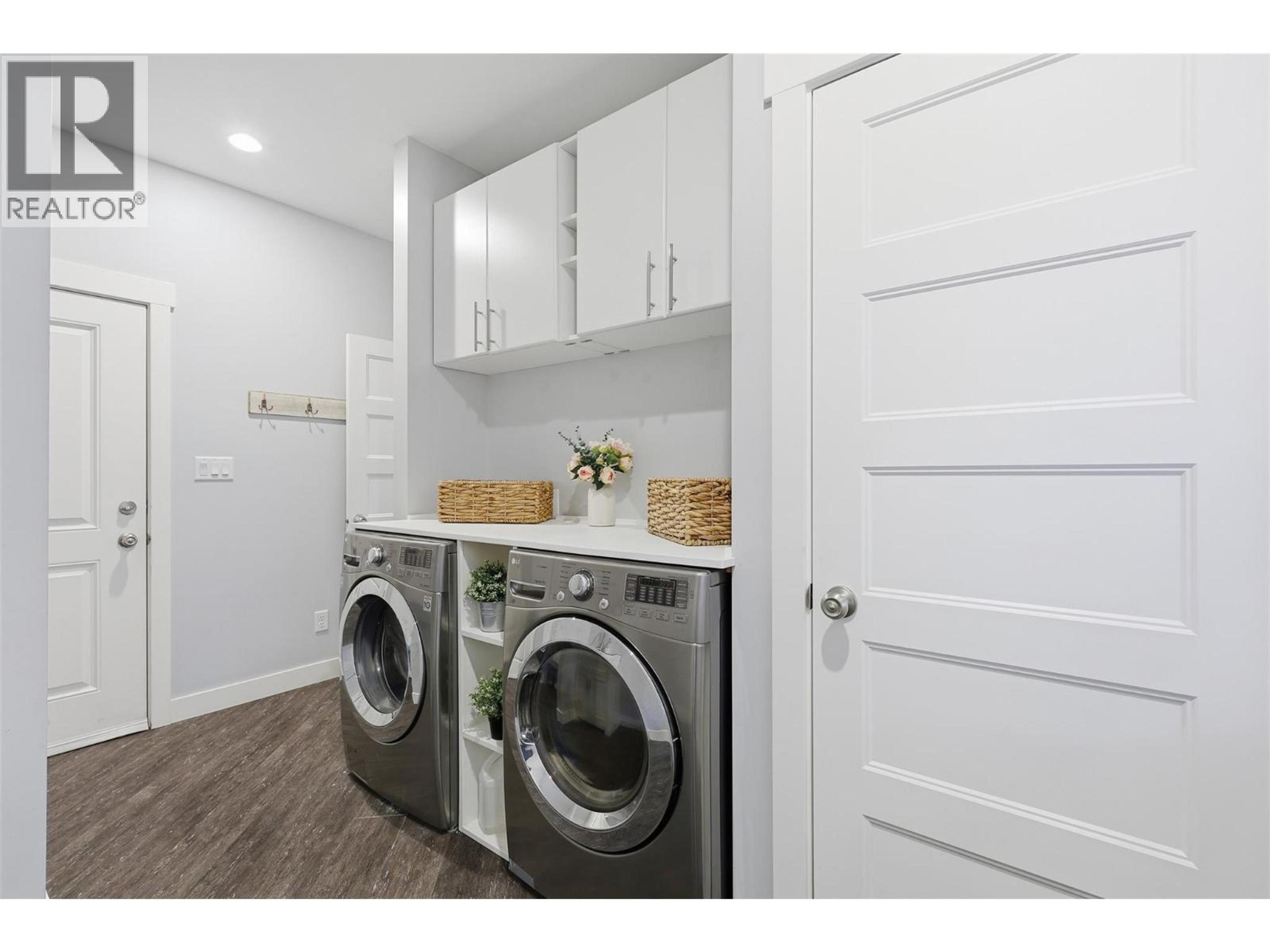 3005 MILLER COURT - 24