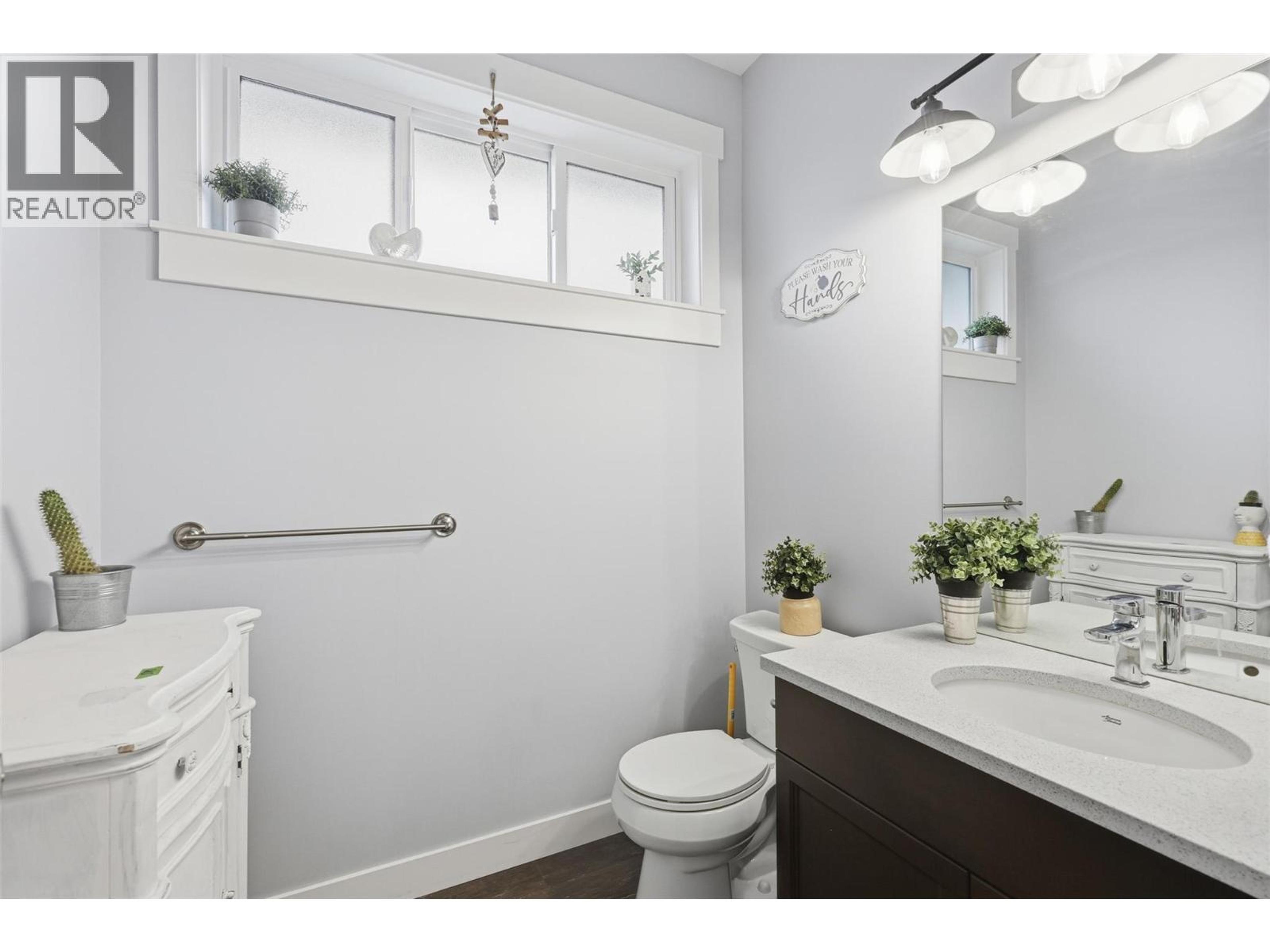 3005 MILLER COURT - 25