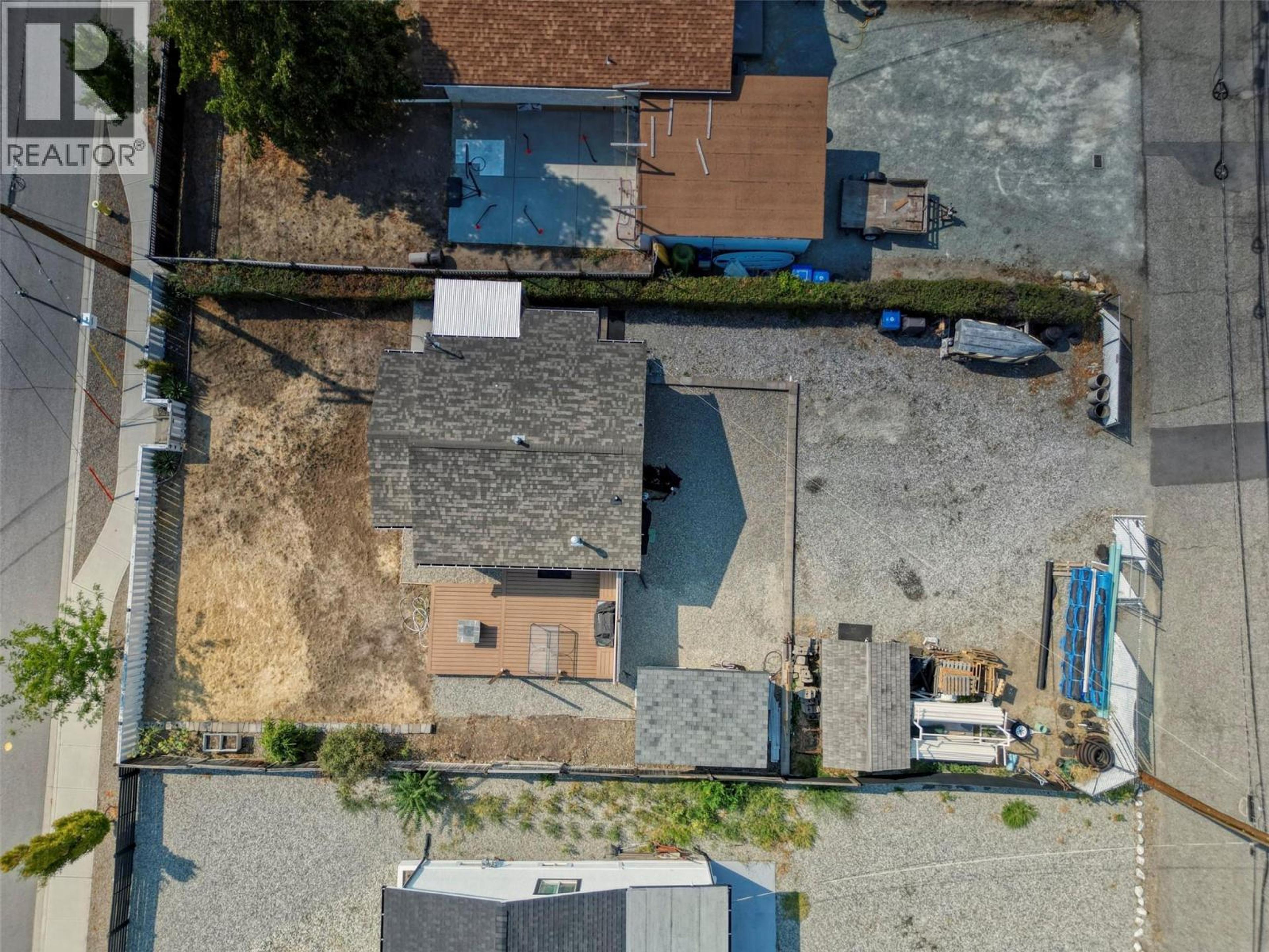 8708 74TH AVENUE - Image 10