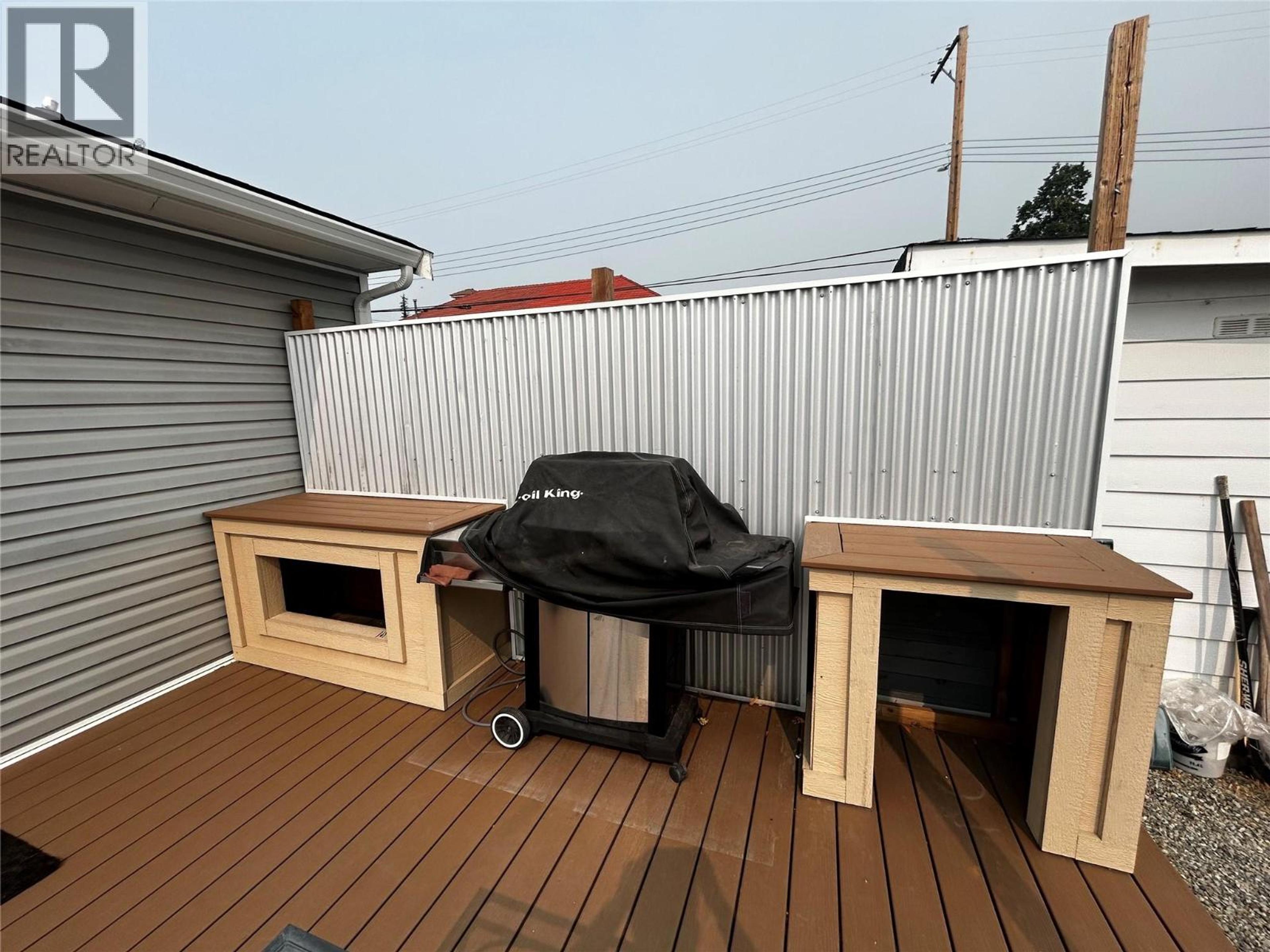 8708 74TH AVENUE - Image 16