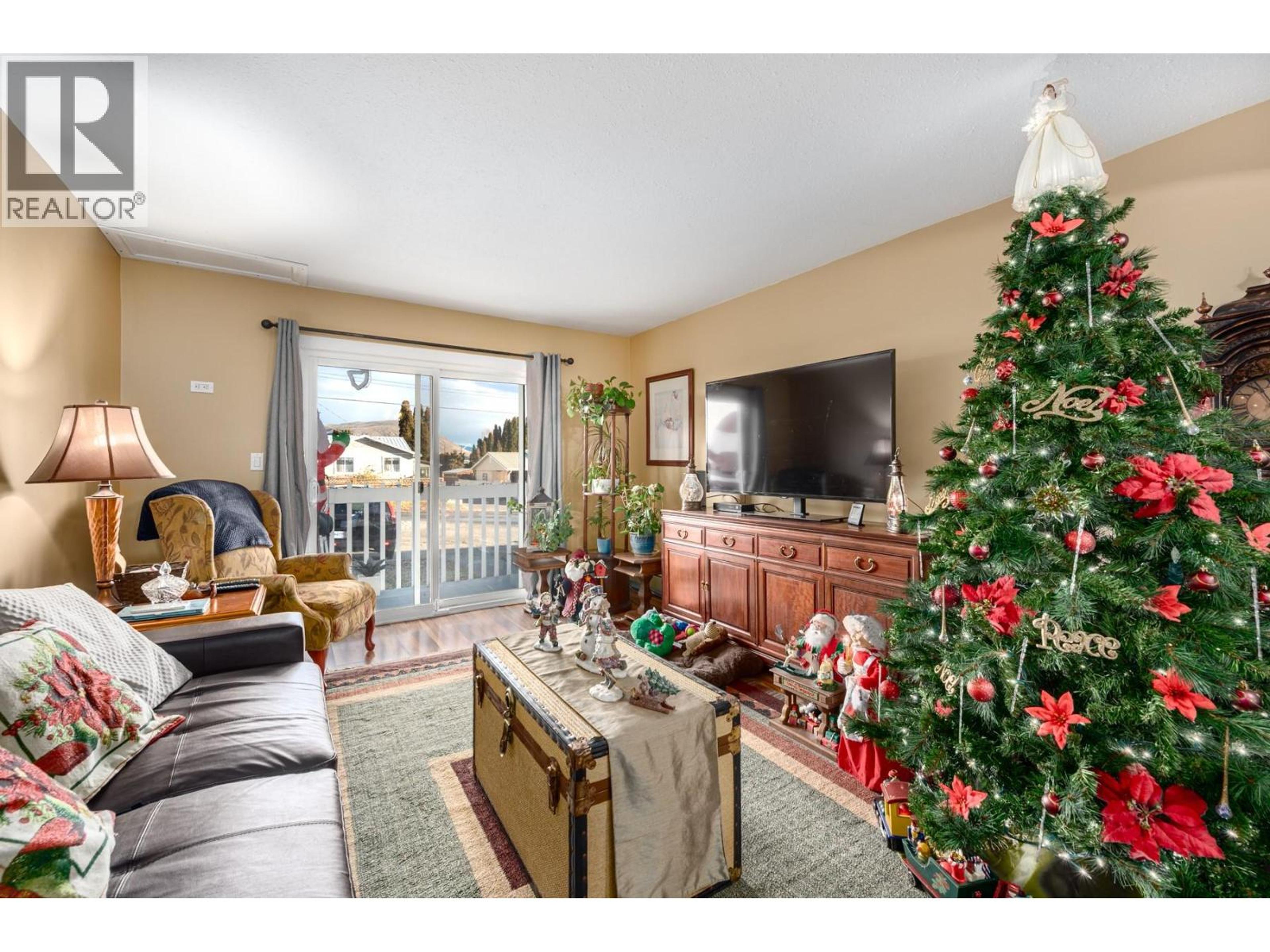 #211 825 HILL STREET - 13