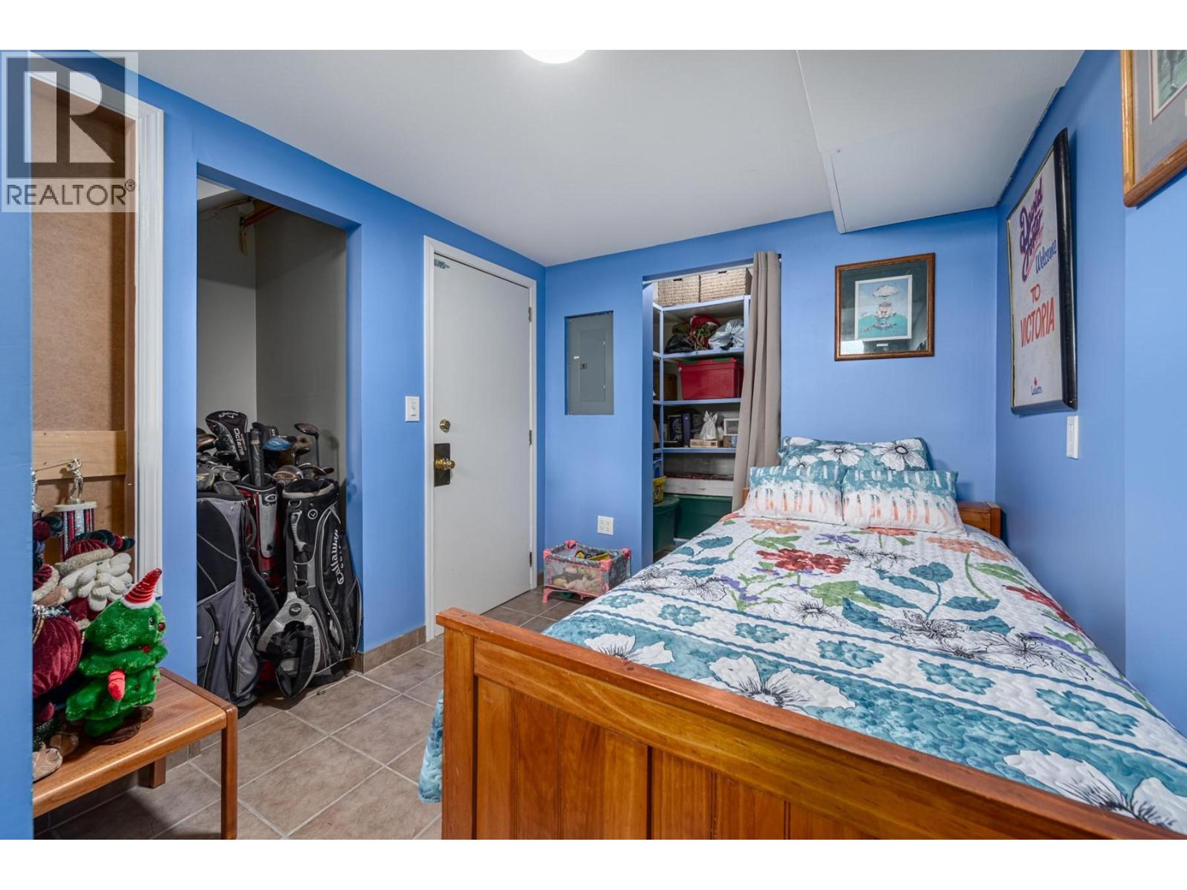 #211 825 HILL STREET - 26